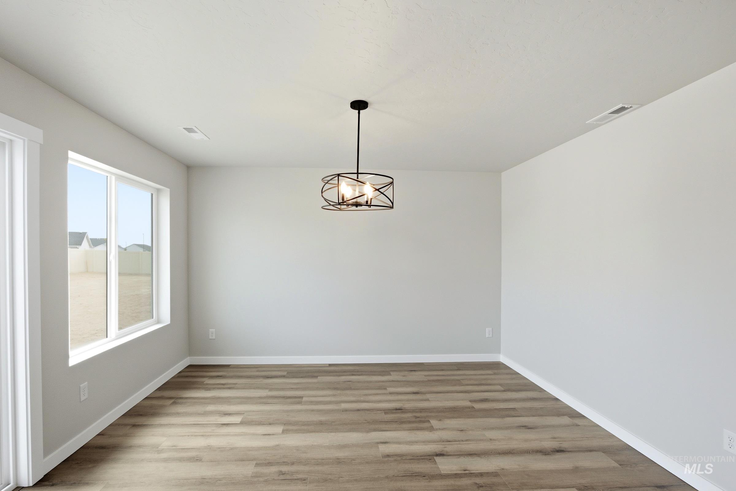 12682 Kinsella St Property Photo 6