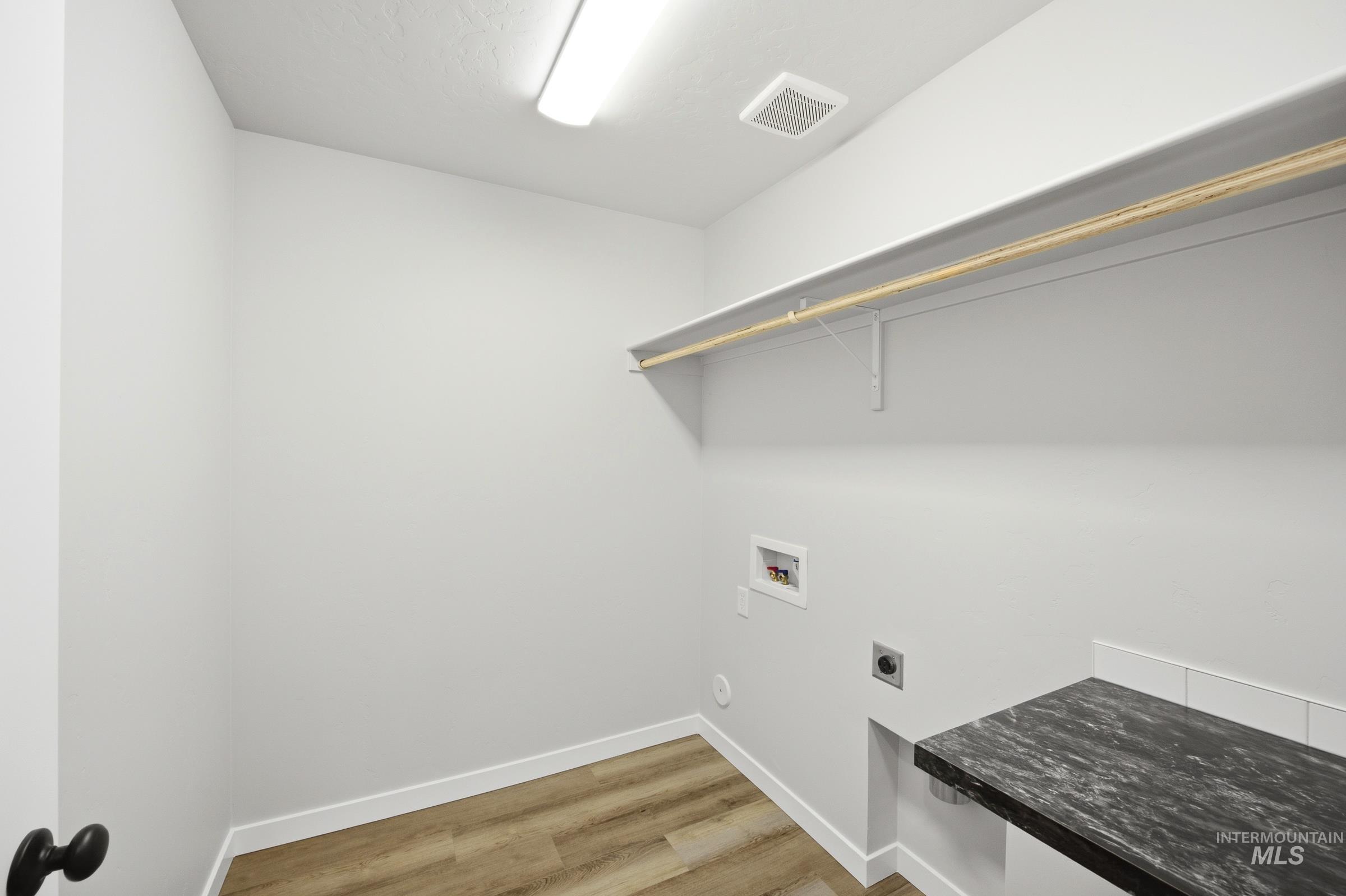 12682 Kinsella St Property Photo 11
