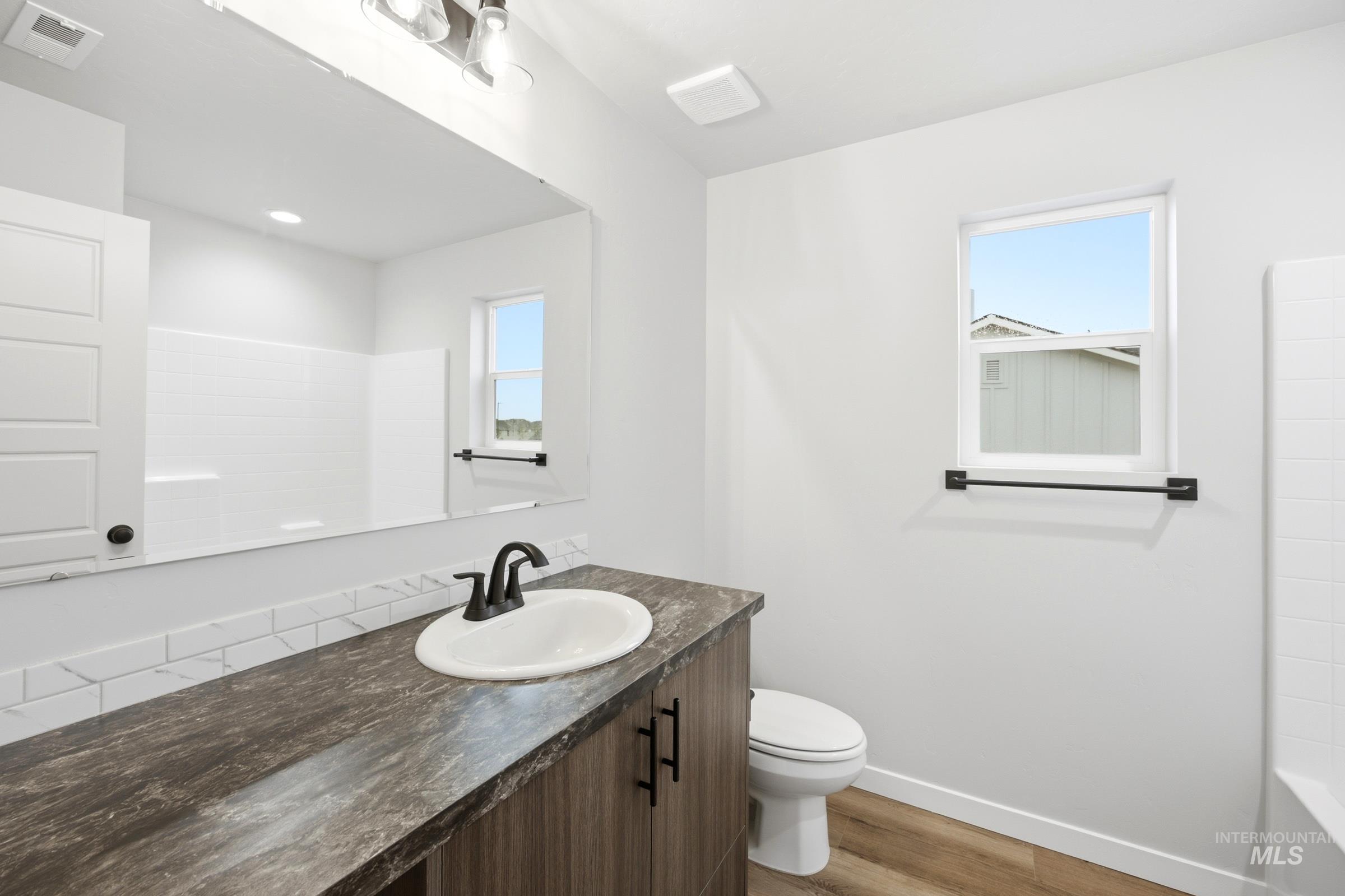 12682 Kinsella St Property Photo 19