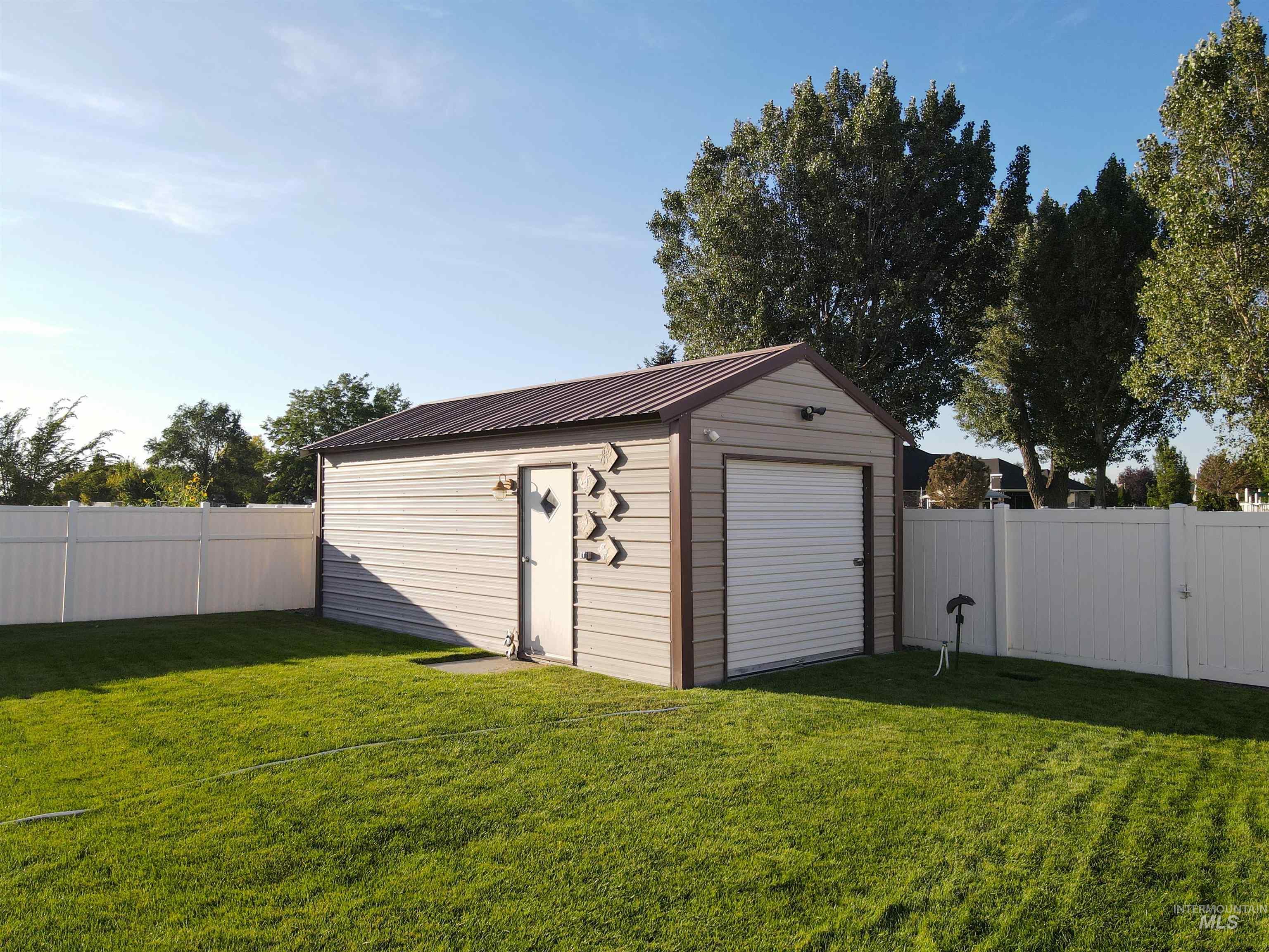 2411 Denali Drive Property Photo 6