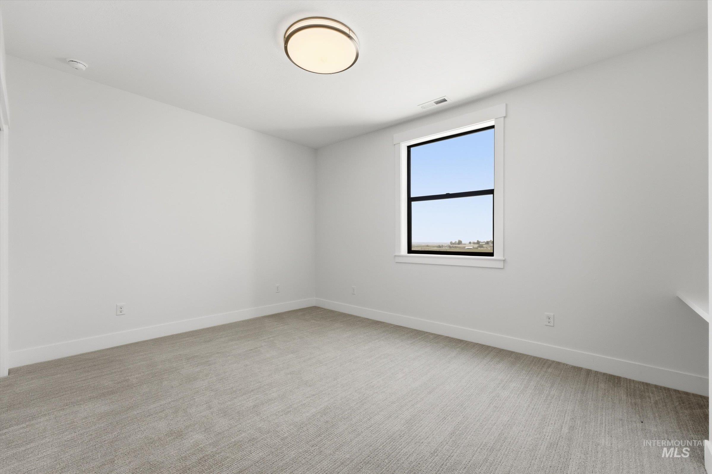27181 Iron Horse Dr Property Photo 38