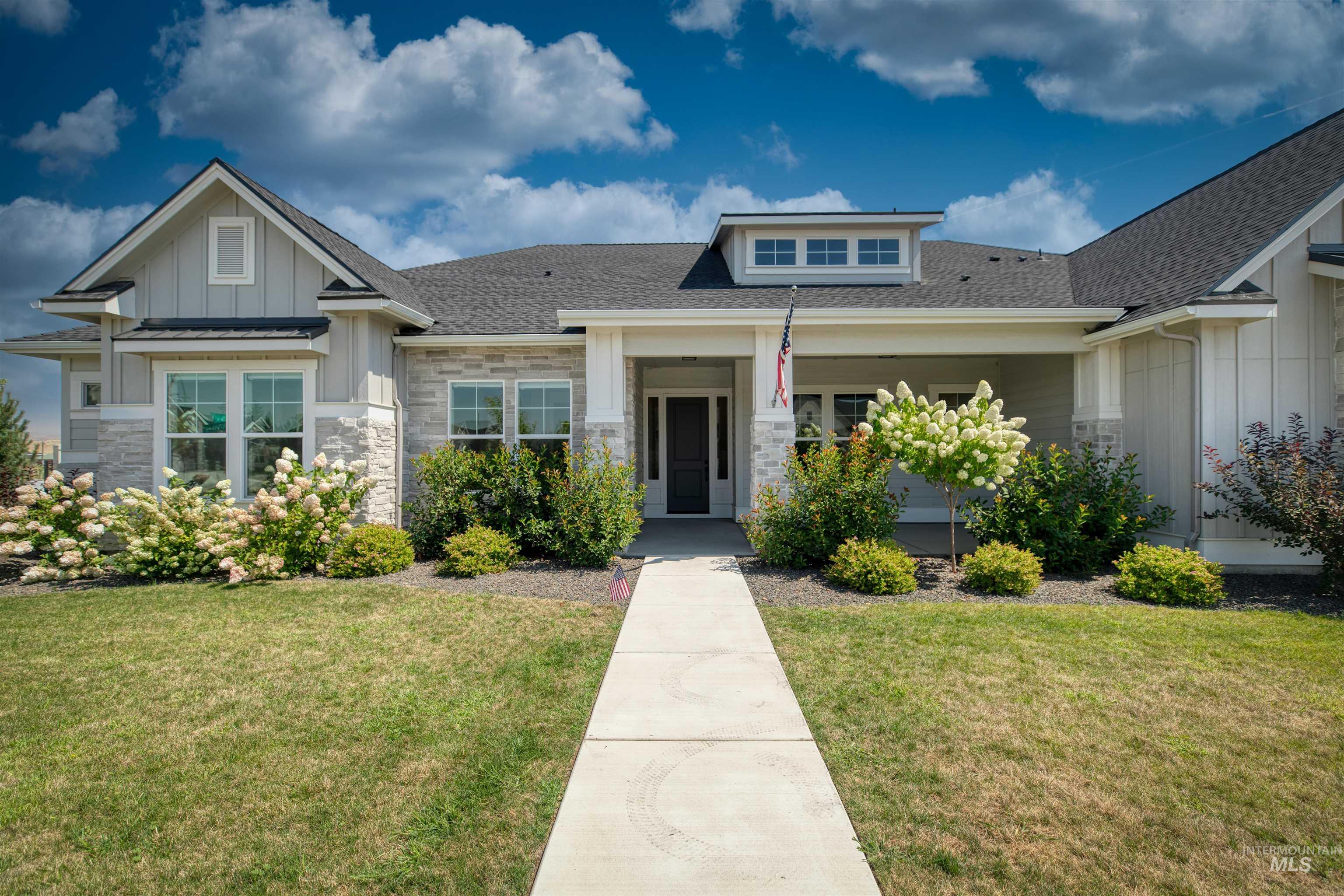 3096 Wingspan Way Property Photo 3