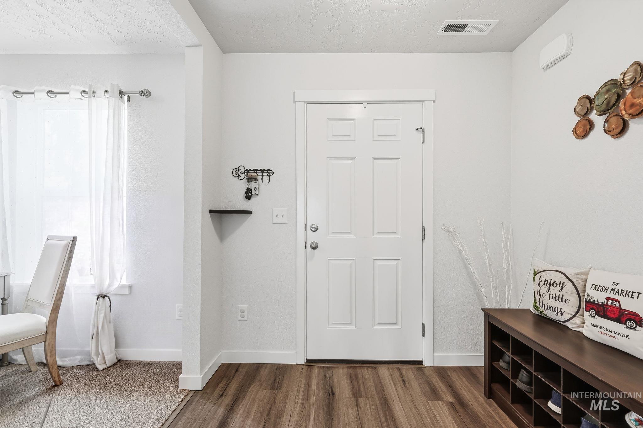 16842 Bethany Ave Property Photo 4