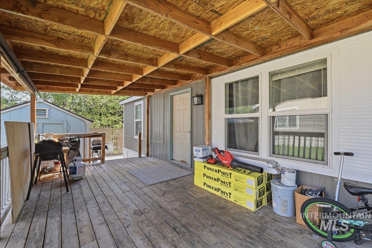 4019 Squall Valley Dr Property Photo 3