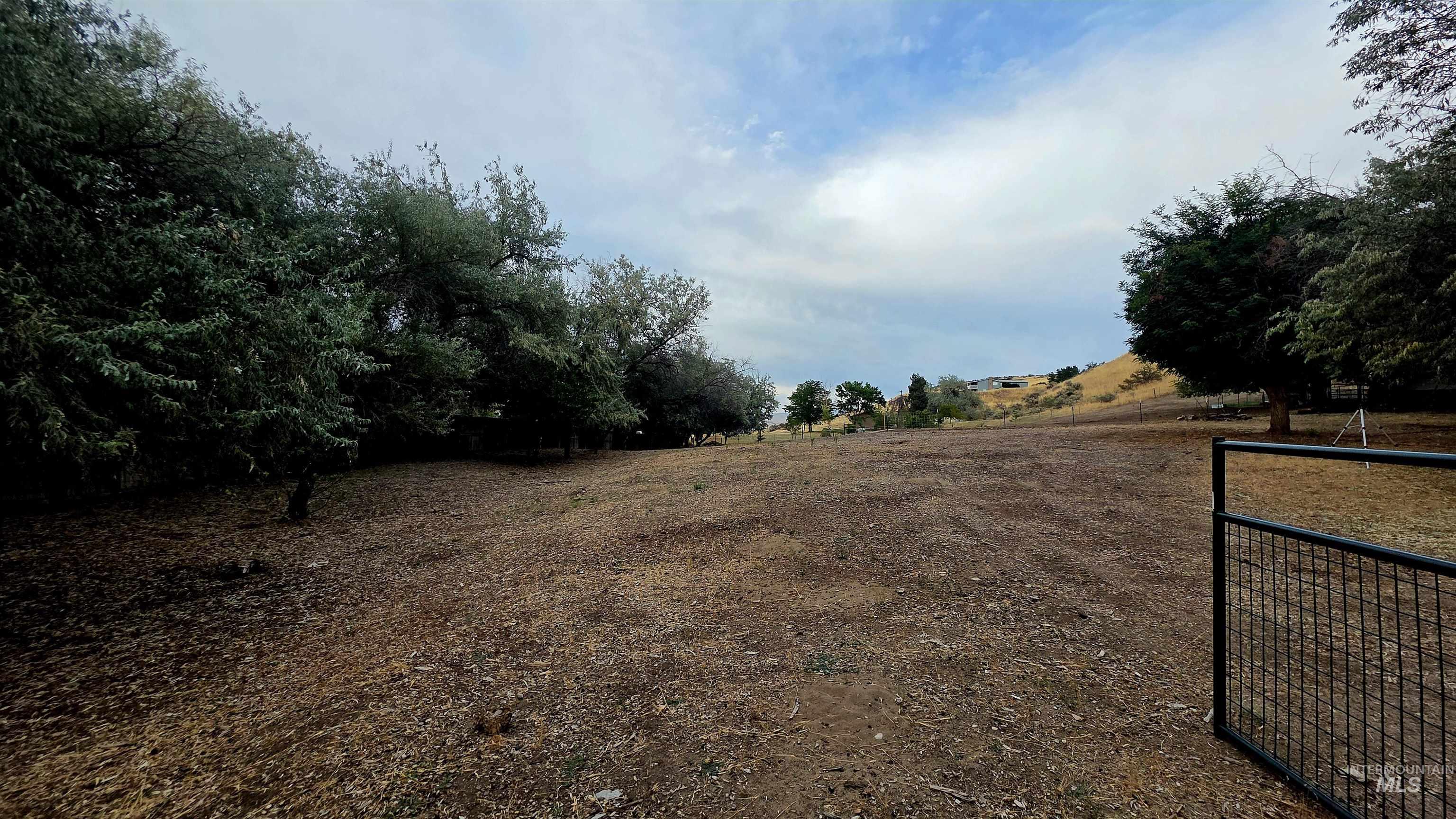 13100 N Horseshoe Bend Rd Property Photo 6