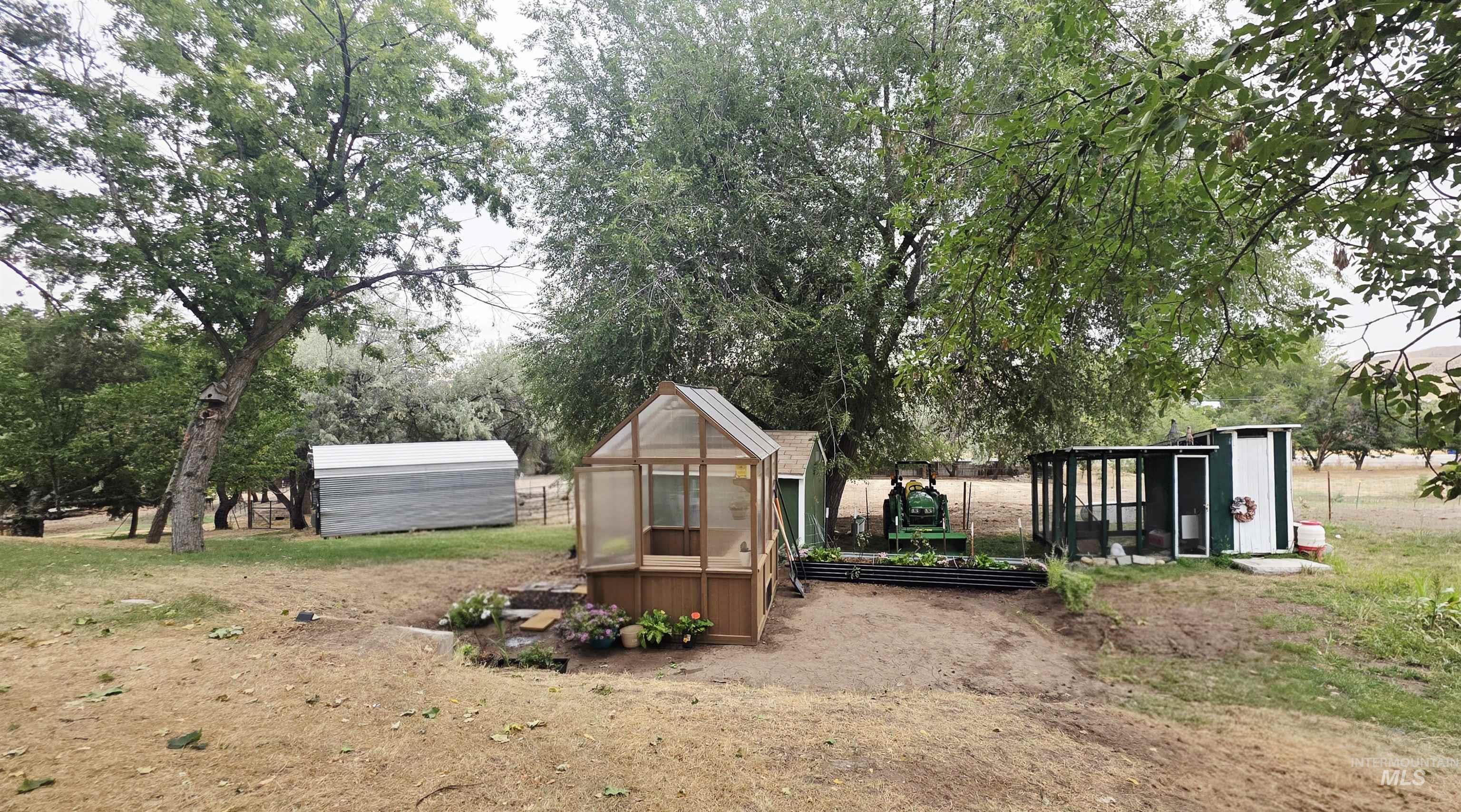 13100 N Horseshoe Bend Rd Property Photo 10