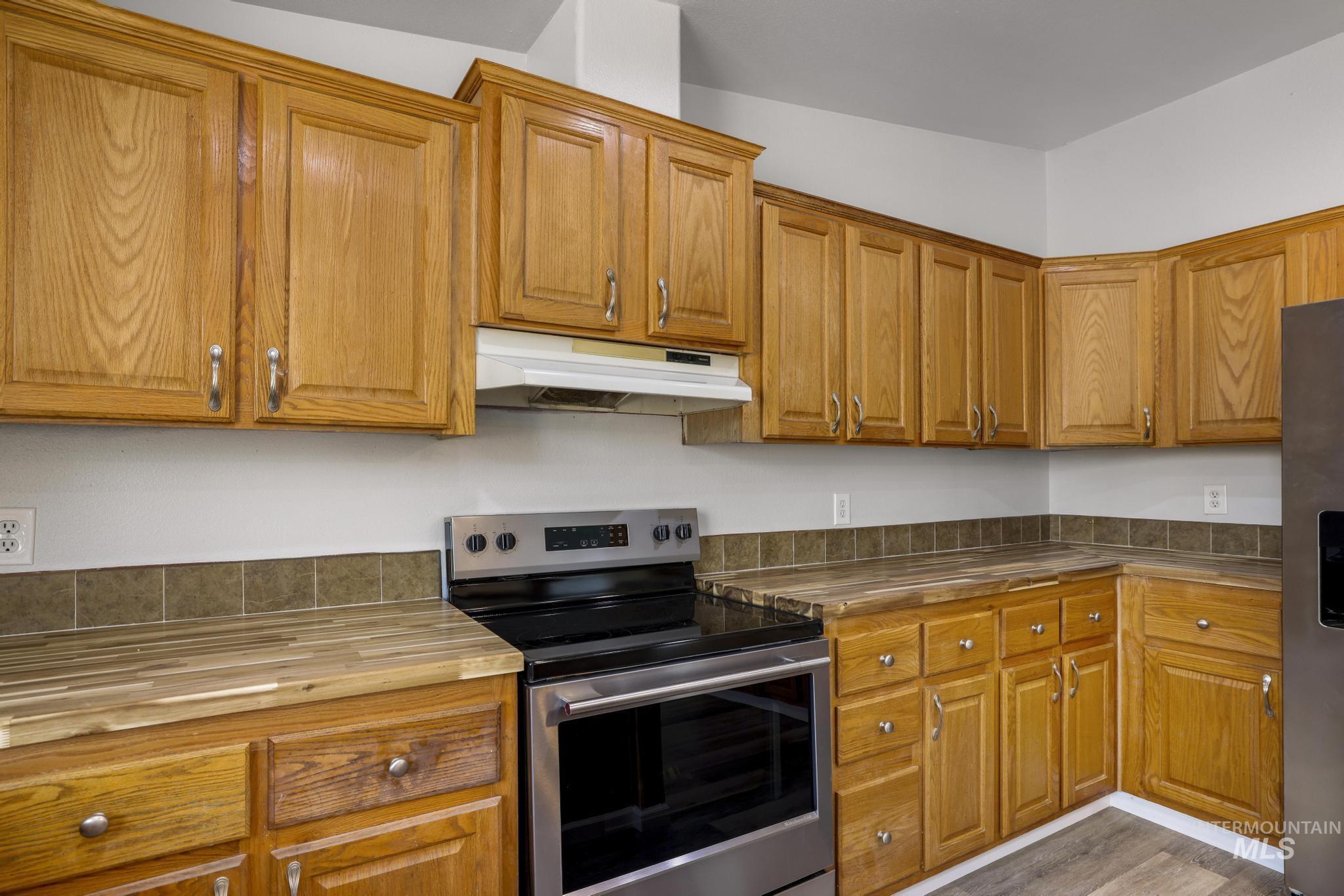 60 E 590 N Property Photo 12