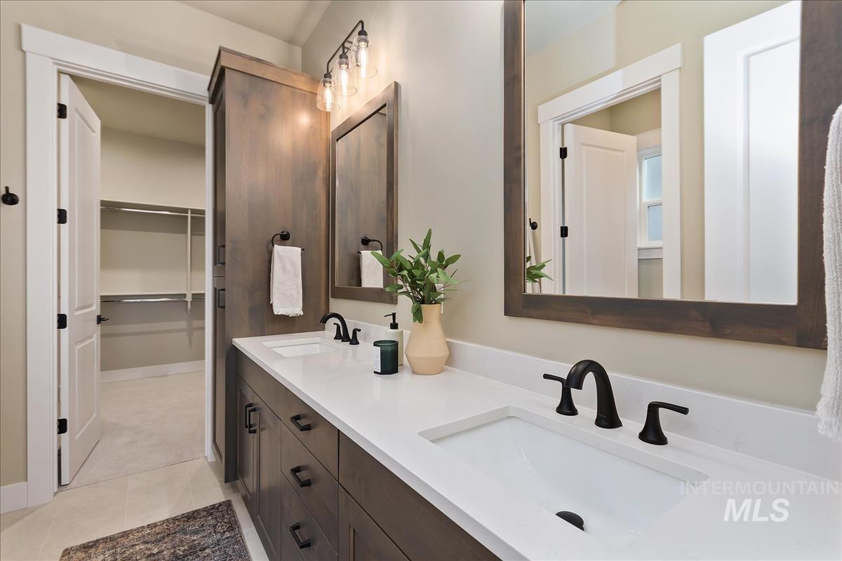 10887 W Lahinch Ln Property Photo 19