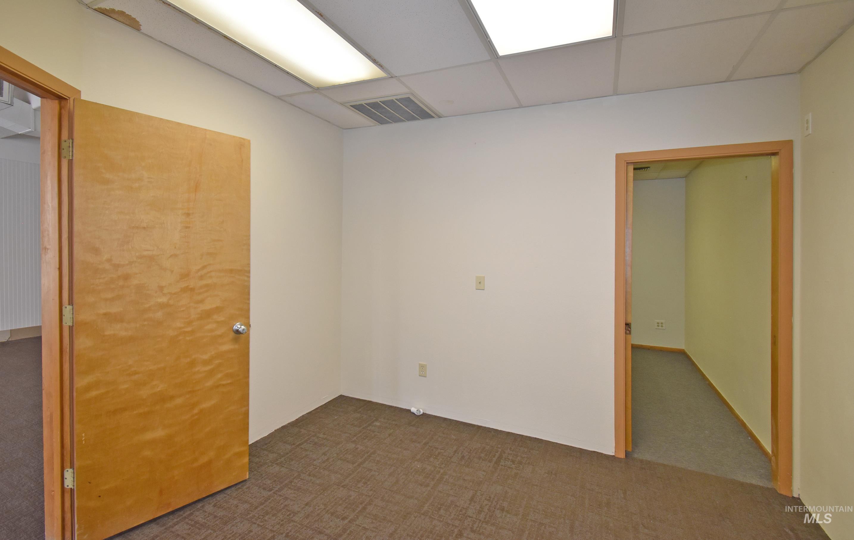 940 6th Street Property Photo 8
