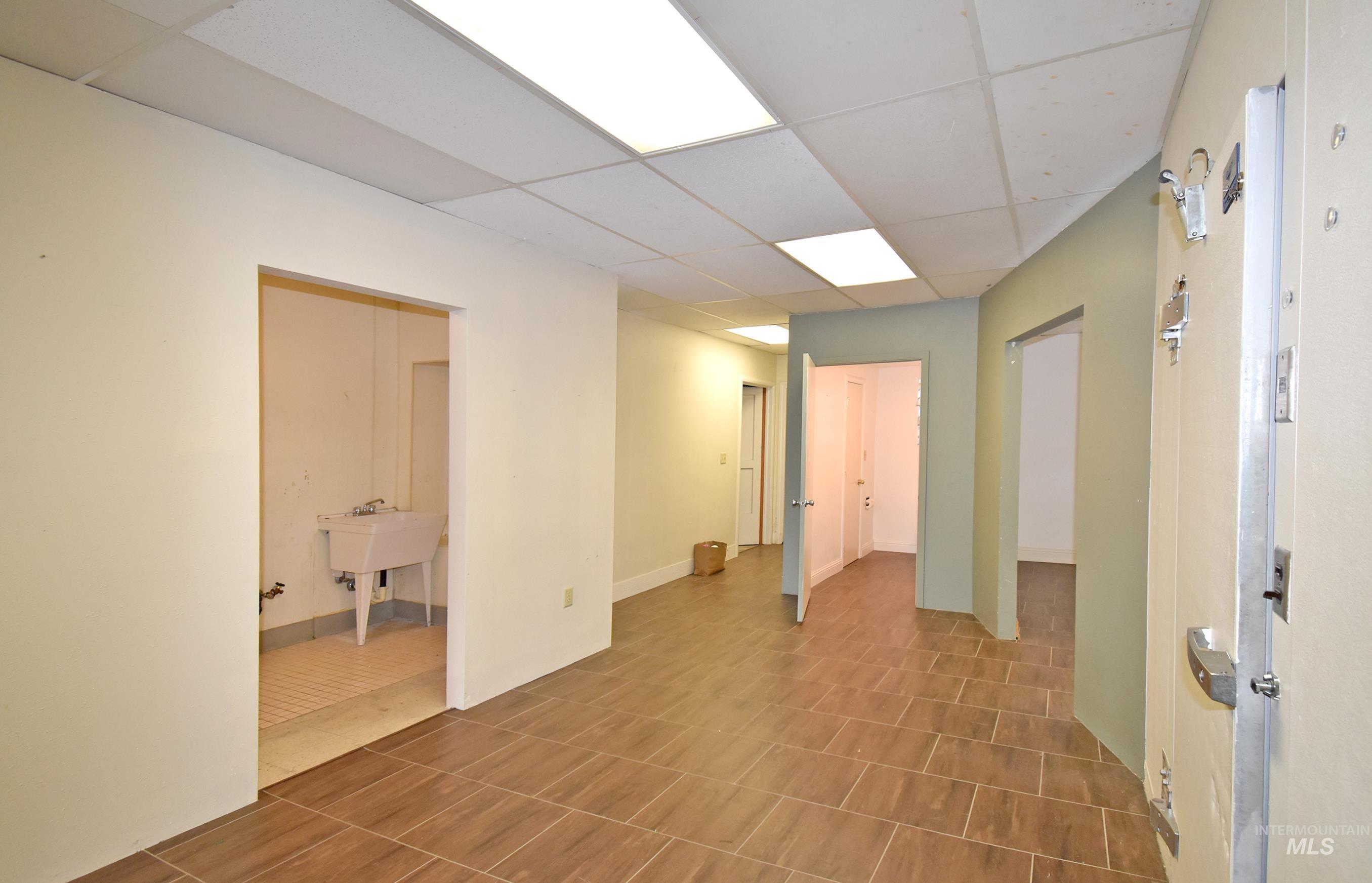 940 6th Street Property Photo 10