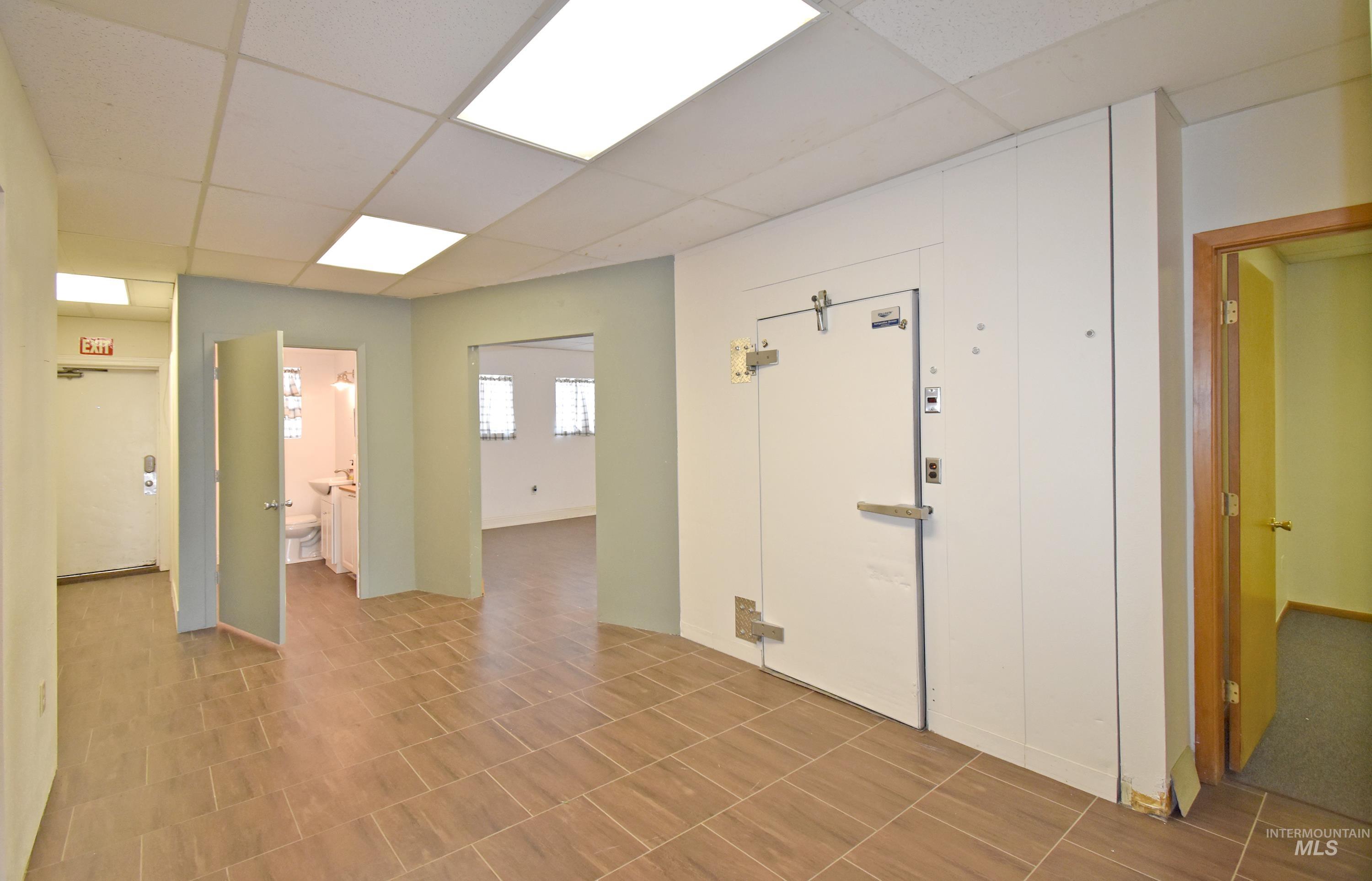 940 6th Street Property Photo 13