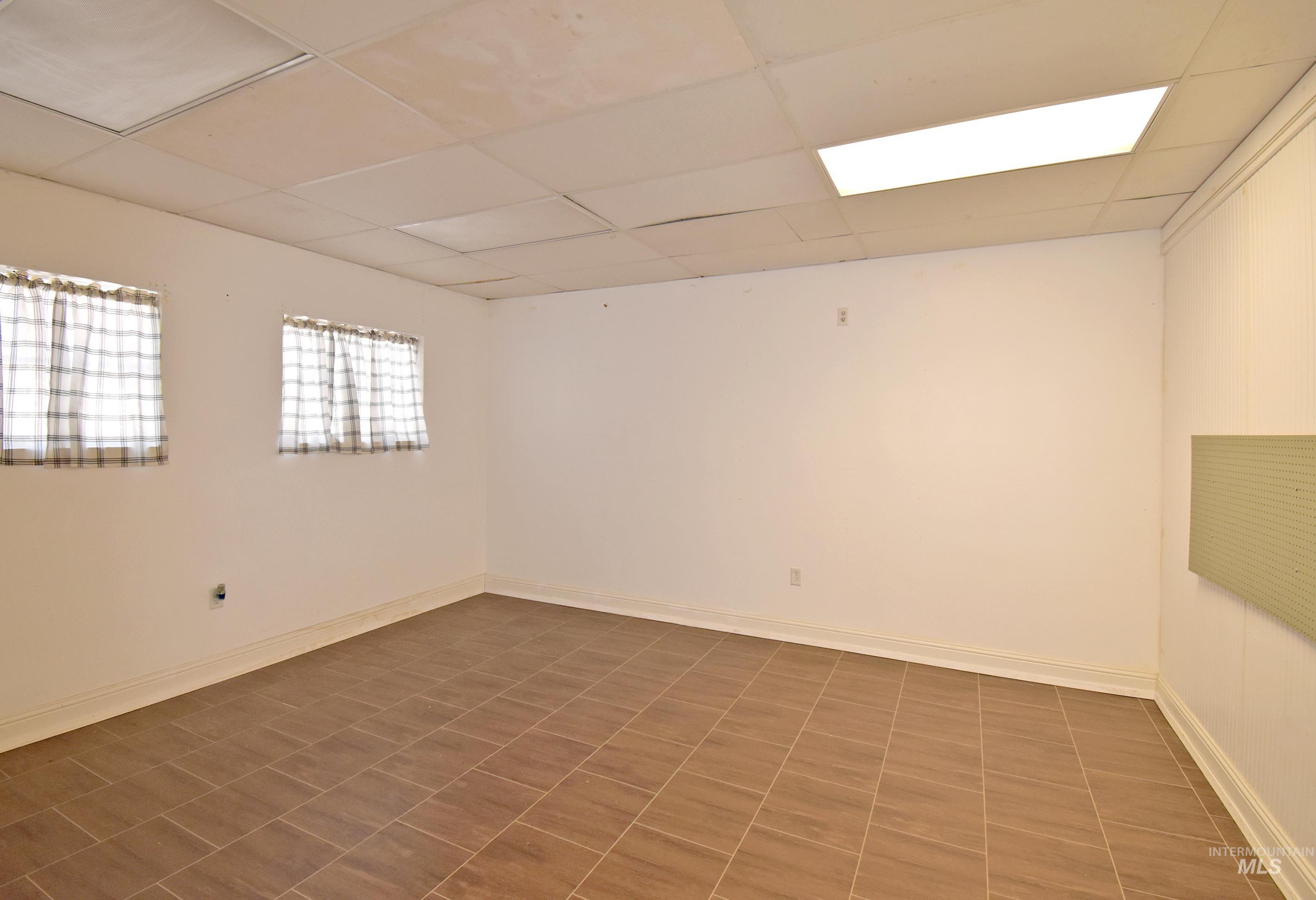940 6th Street Property Photo 16