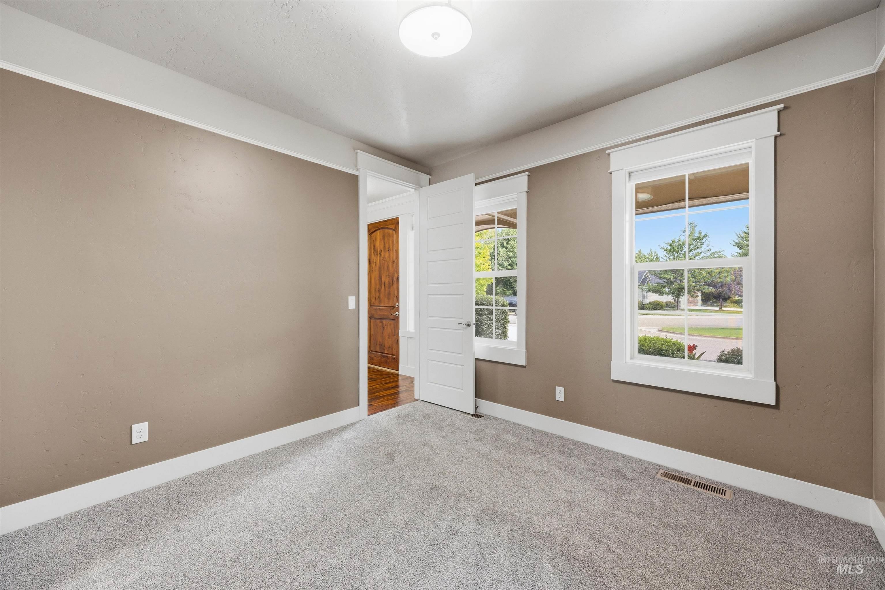 10049 W Chino Dr Property Photo 35