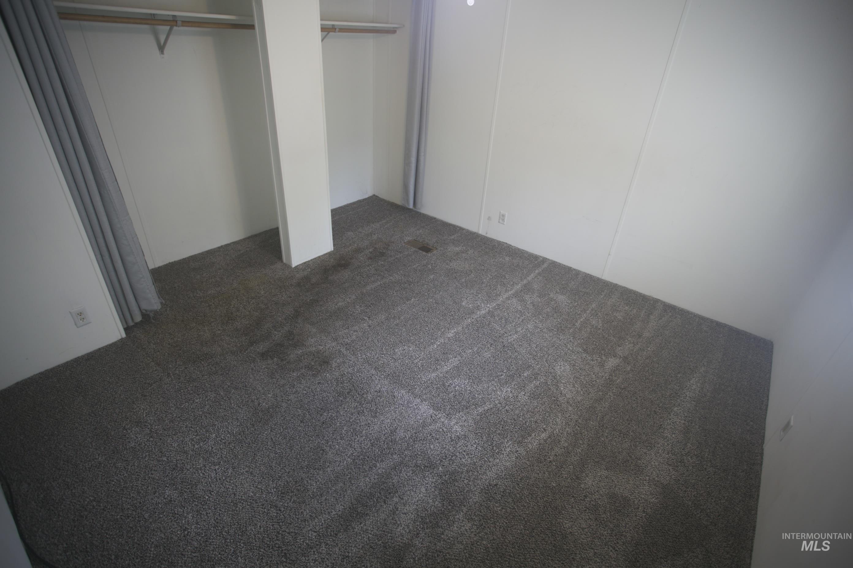 631 Preston Avenue Property Photo 8