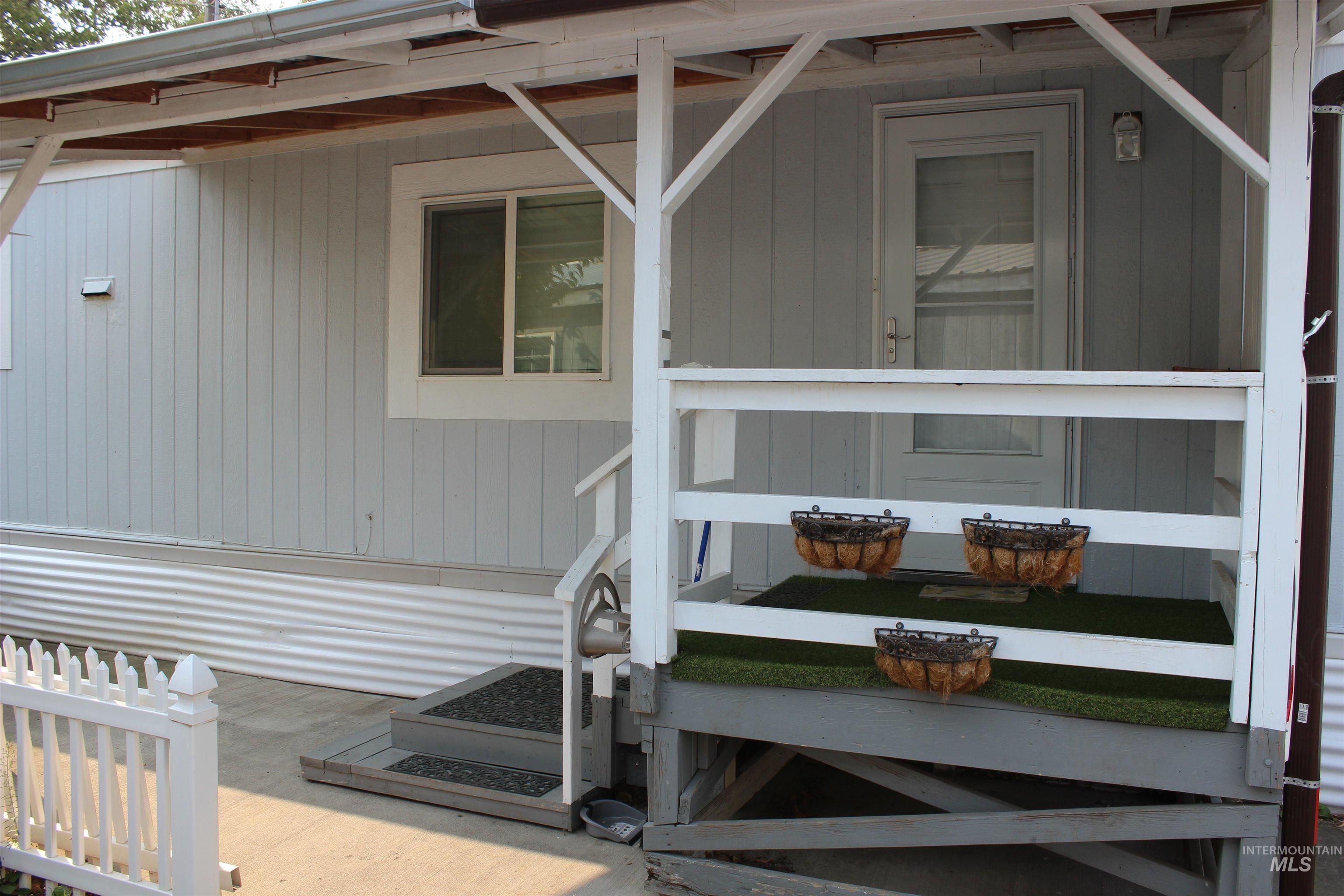 631 Preston Avenue Property Photo 17