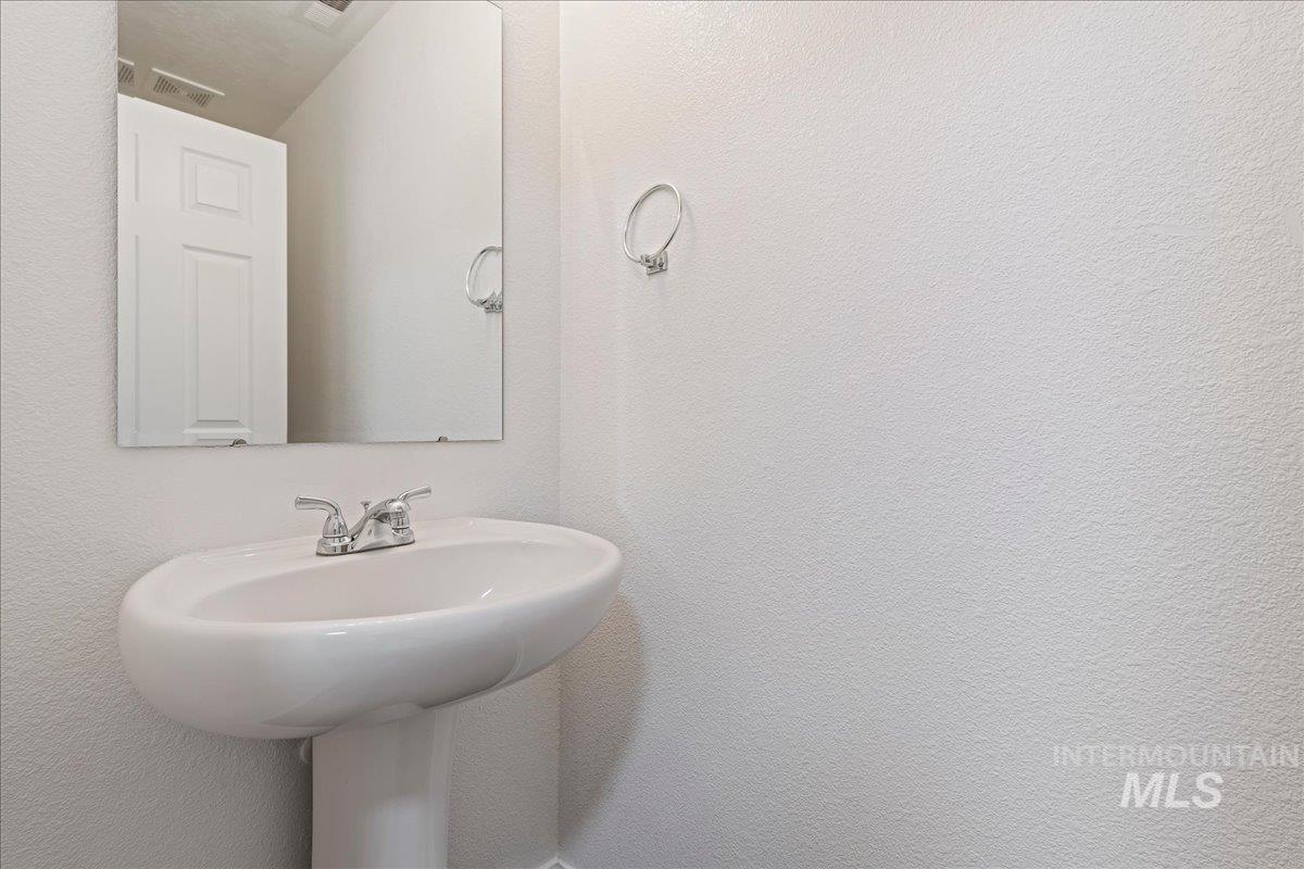 873 W Apple Pine St Property Photo 15