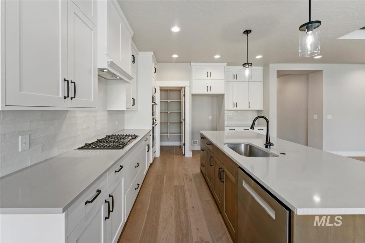 6616 N Good Dr Property Photo 7