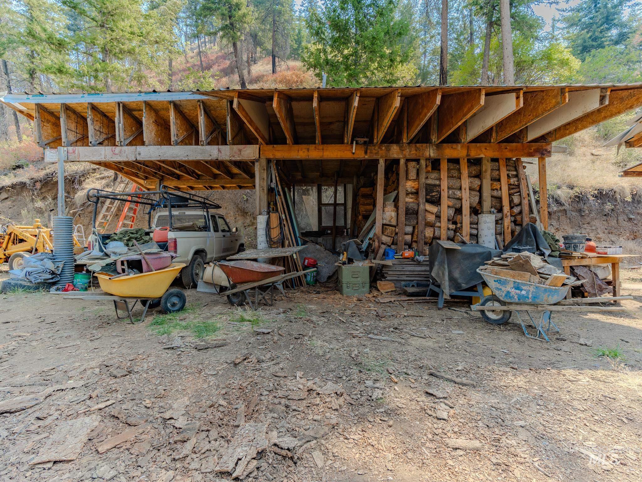578 Getta Creek Rd Property Photo 11
