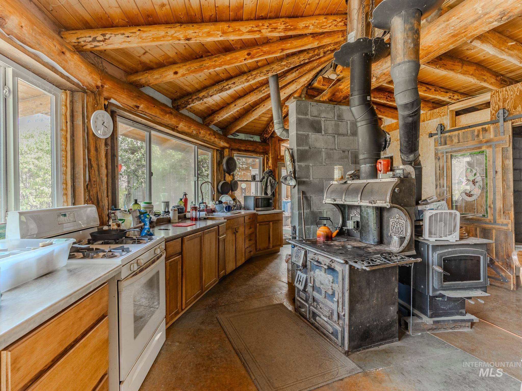 578 Getta Creek Rd Property Photo 19