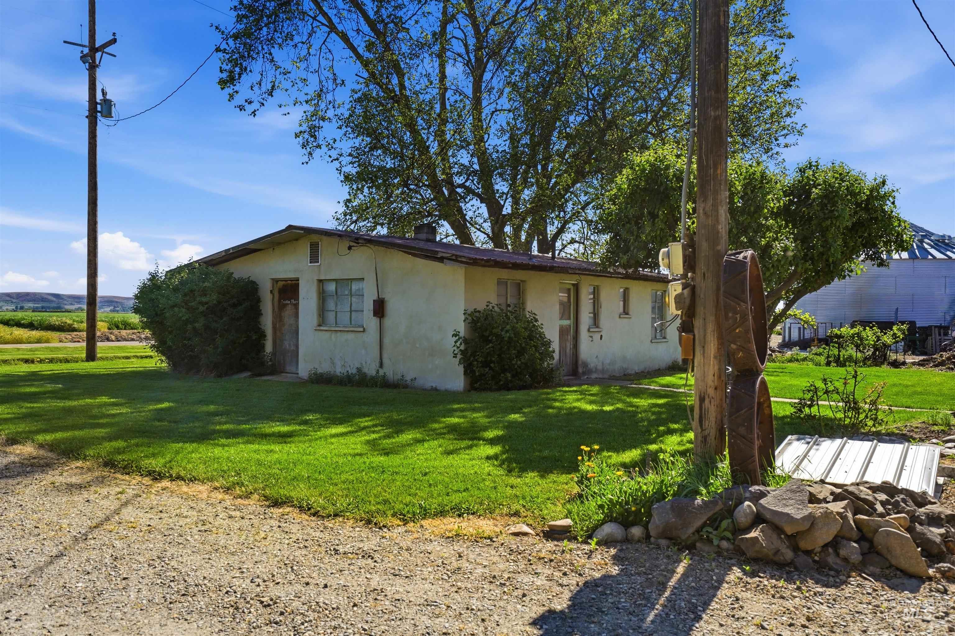 8600 Hillview Rd Property Photo 13