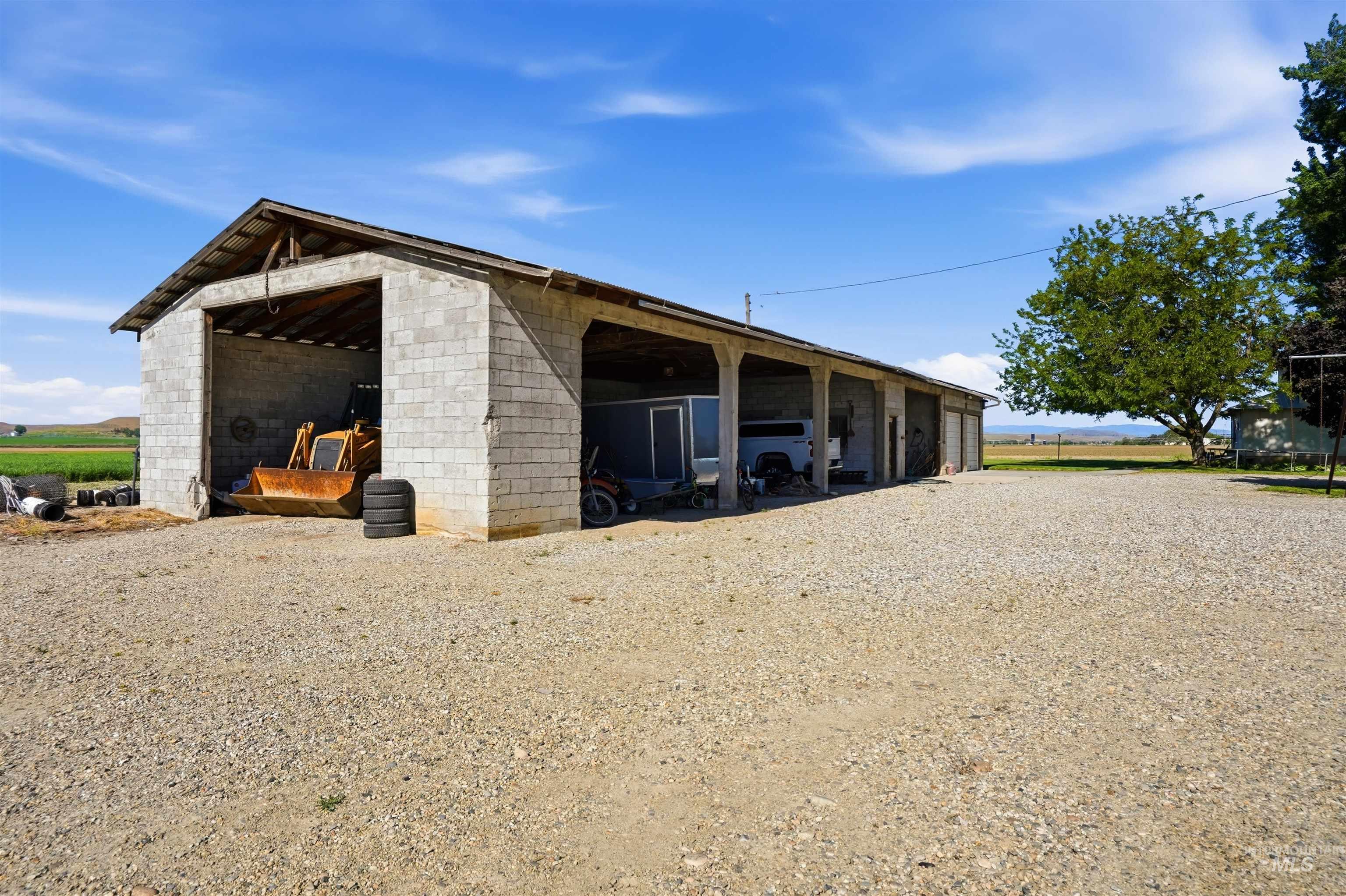 8600 Hillview Rd Property Photo 18