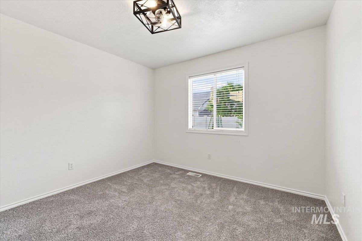 4321 E Tuscany Ave Property Photo 9