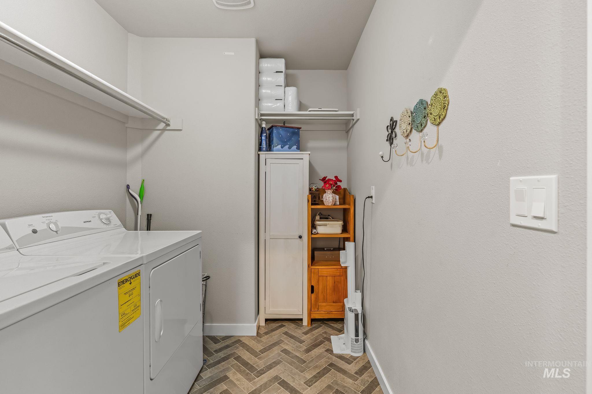 3335 12th St. Property Photo 15