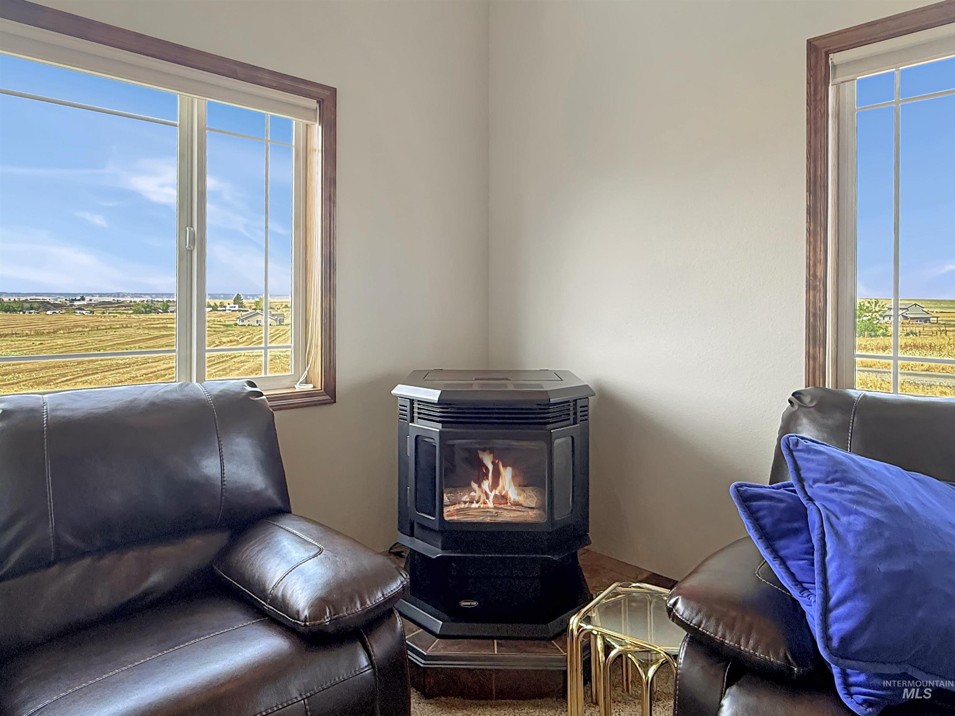 148 Meadow Grass Loop Property Photo 6