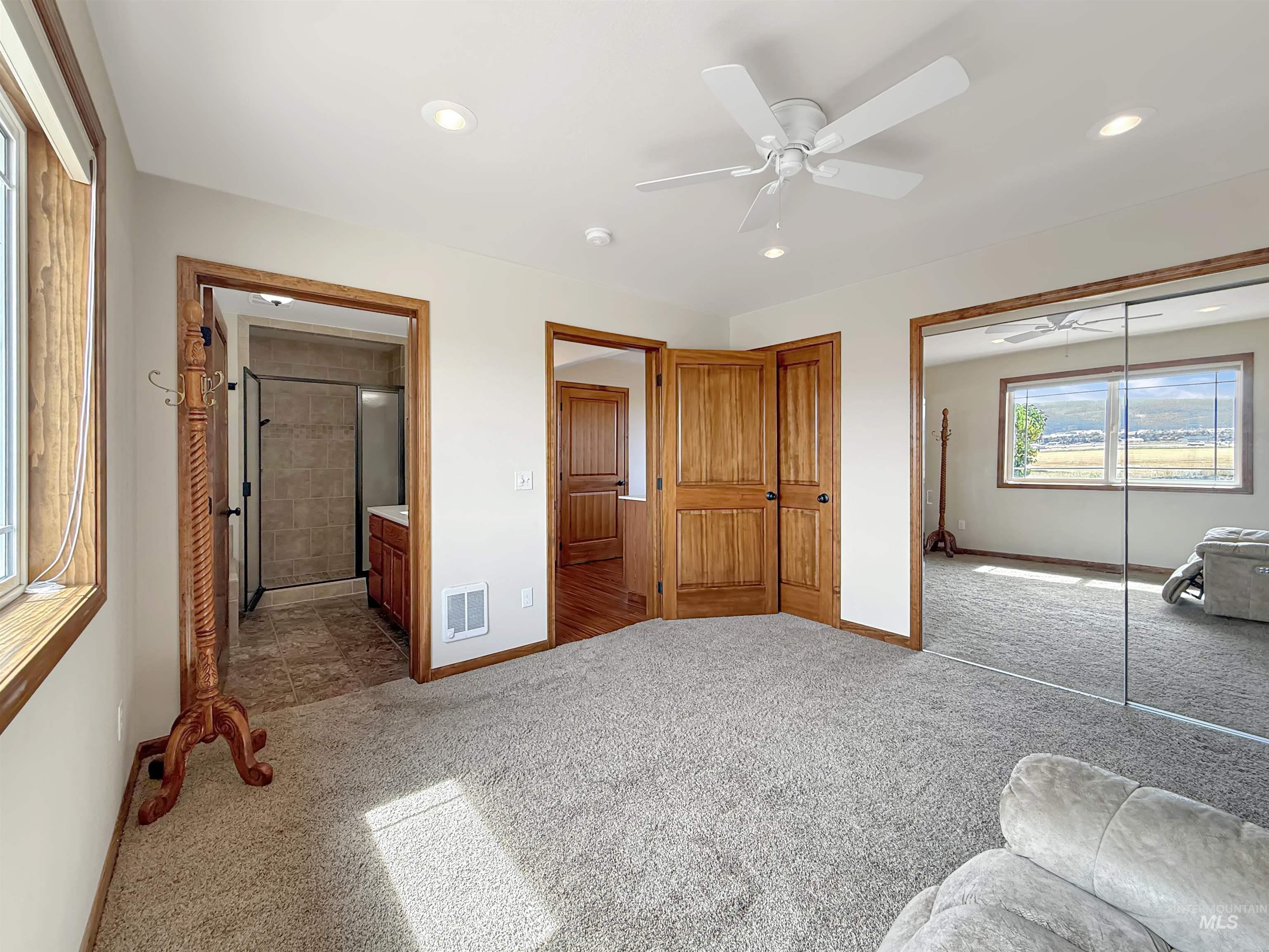 148 Meadow Grass Loop Property Photo 17