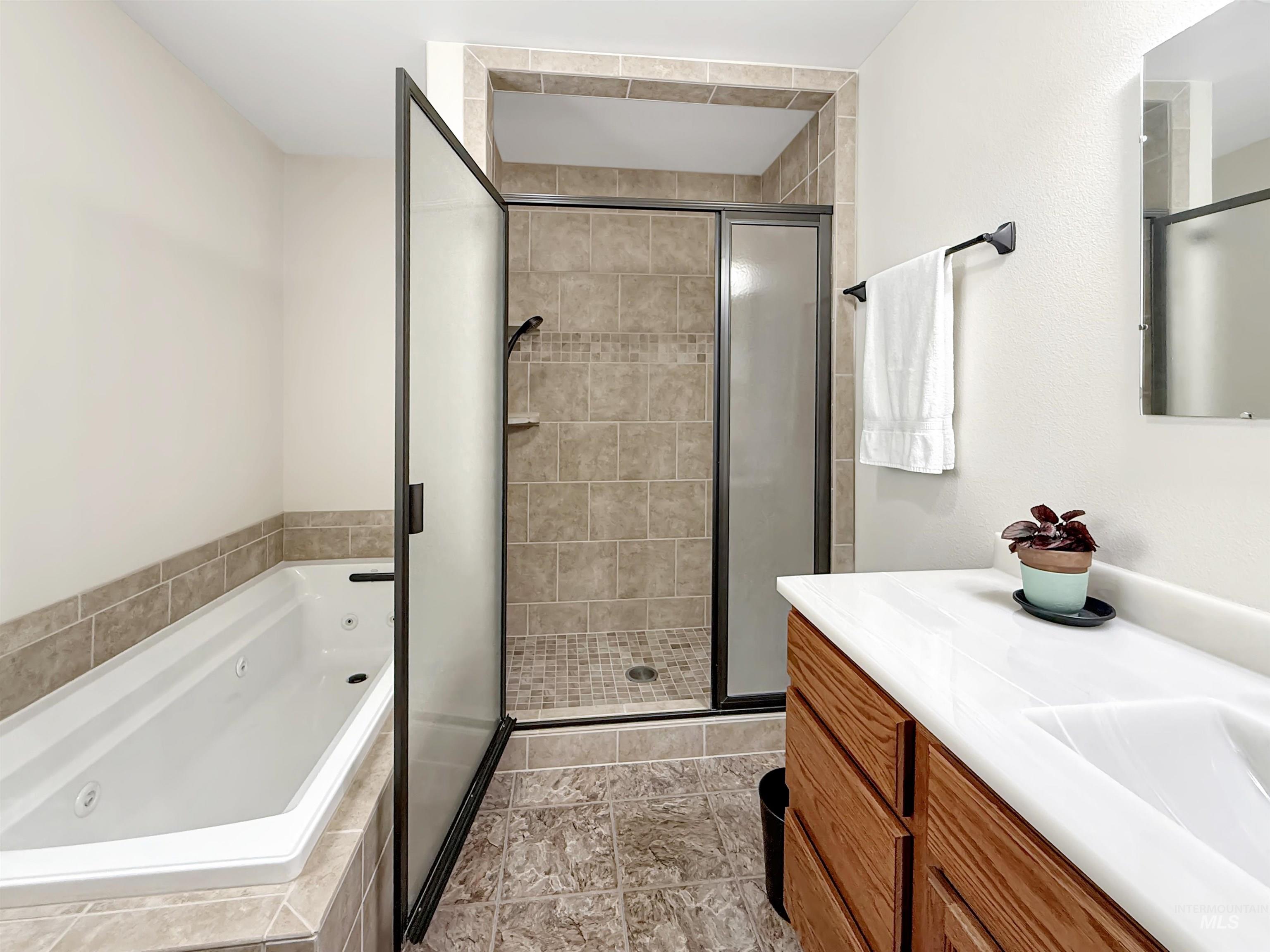 148 Meadow Grass Loop Property Photo 18