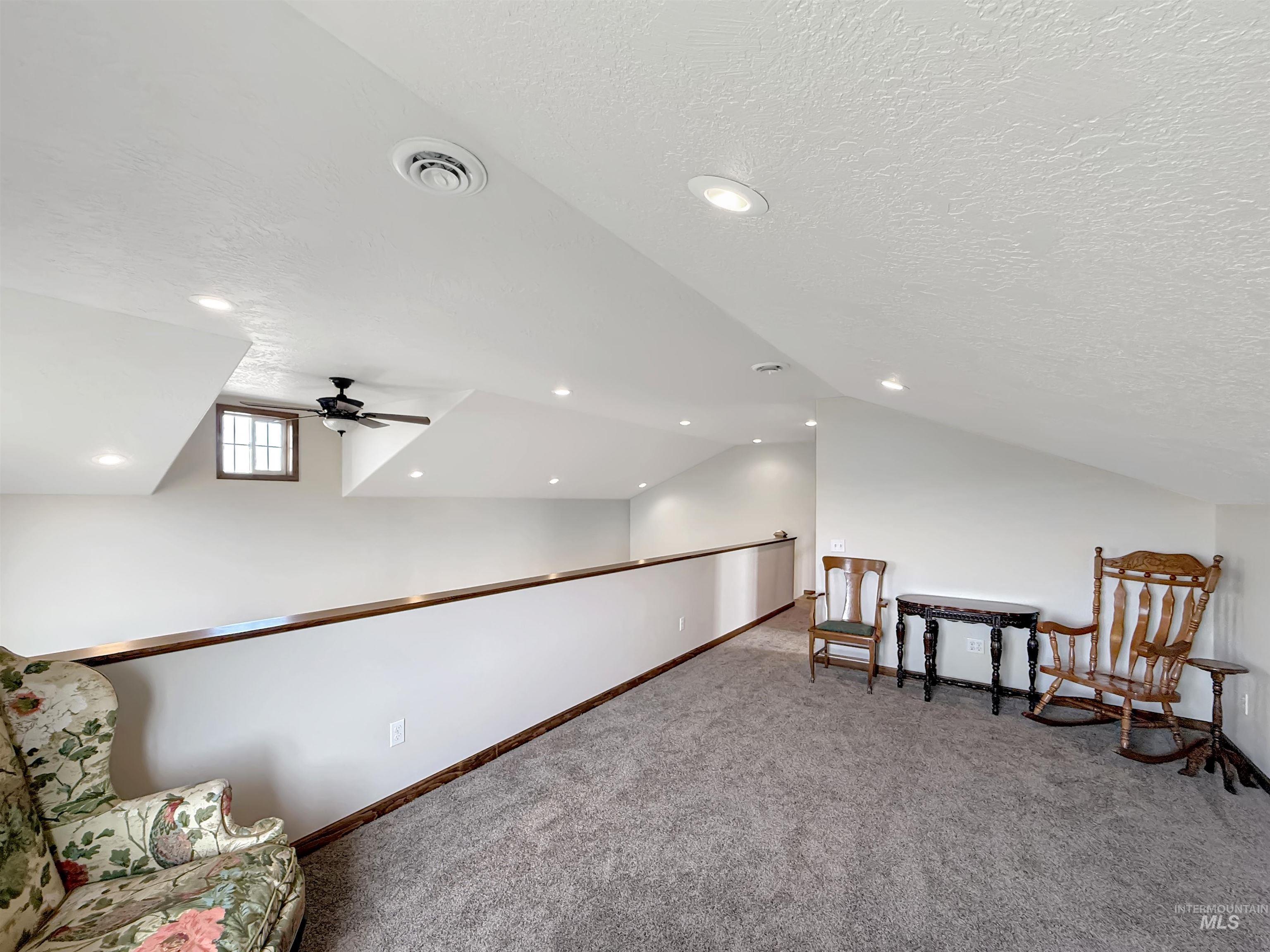148 Meadow Grass Loop Property Photo 27