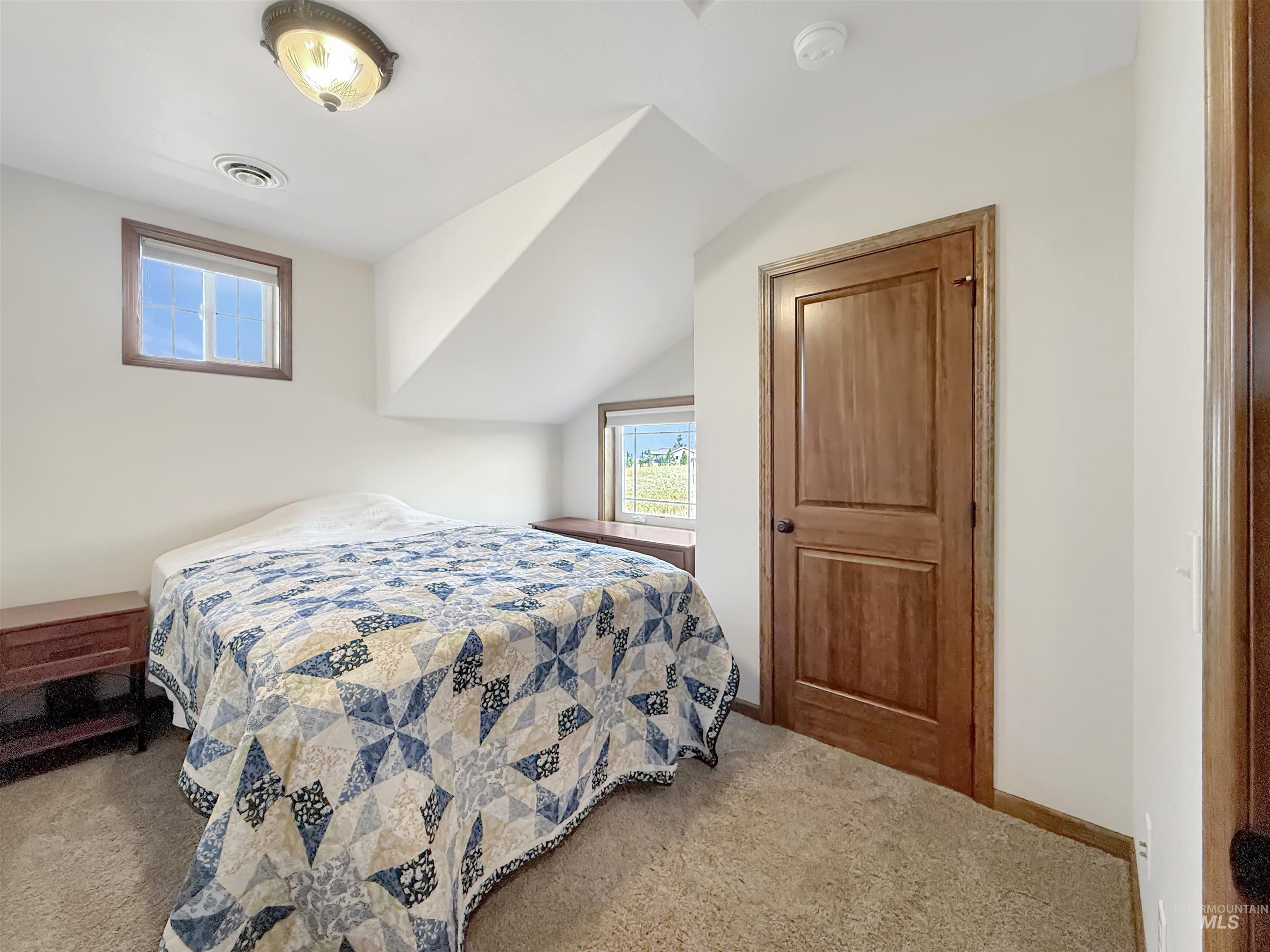 148 Meadow Grass Loop Property Photo 29