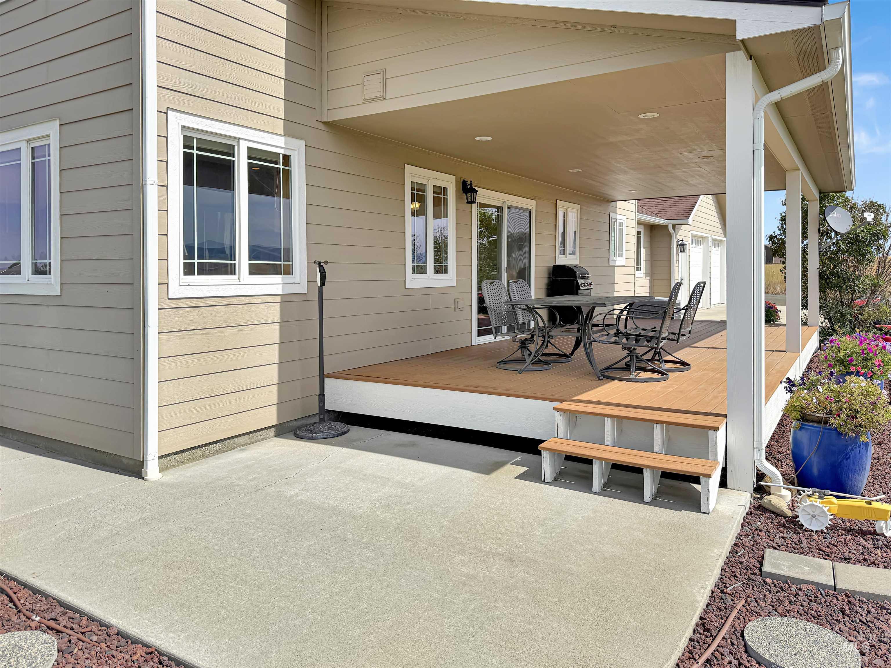 148 Meadow Grass Loop Property Photo 32