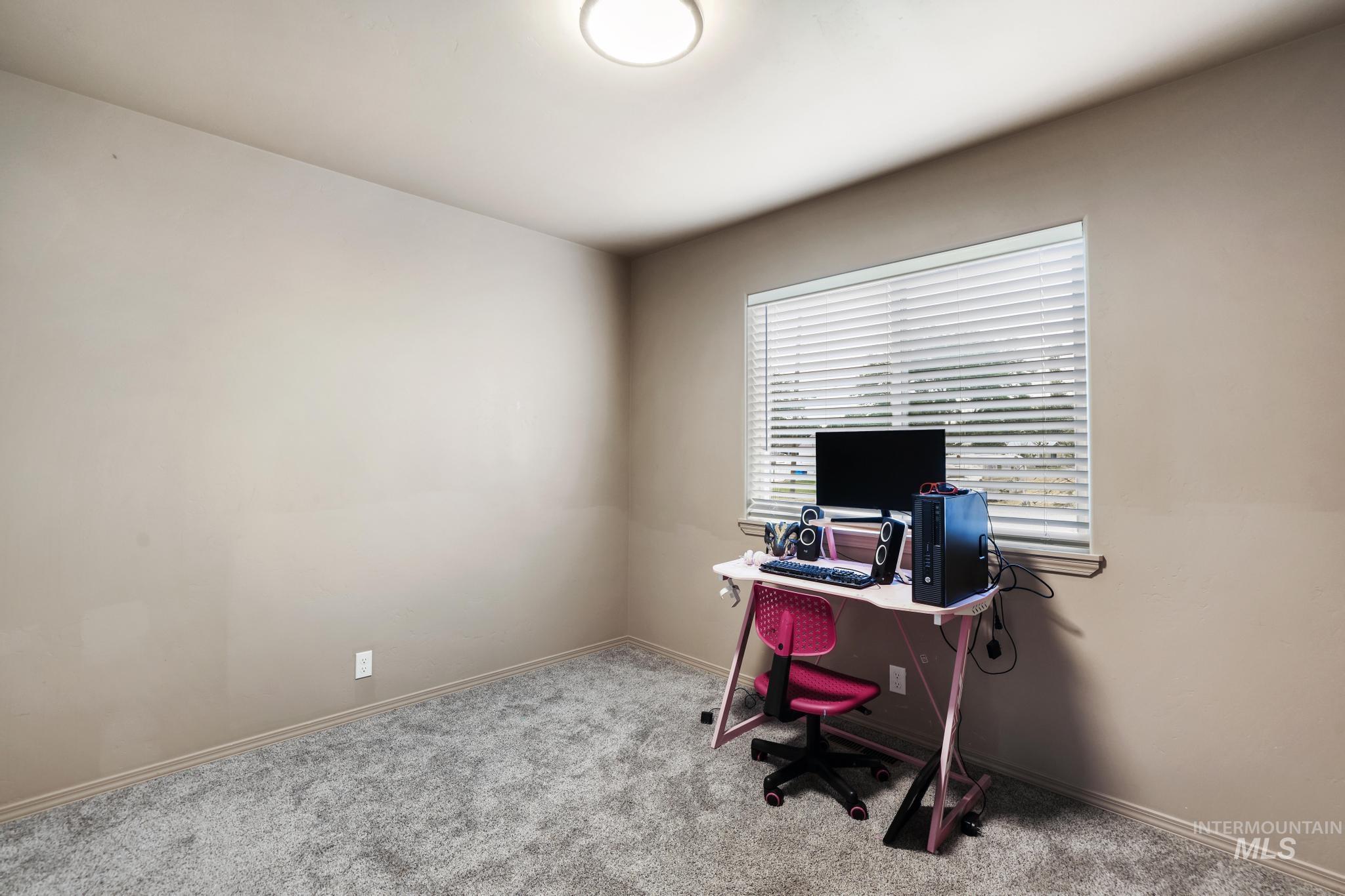 523 W Avenue H Property Photo 18