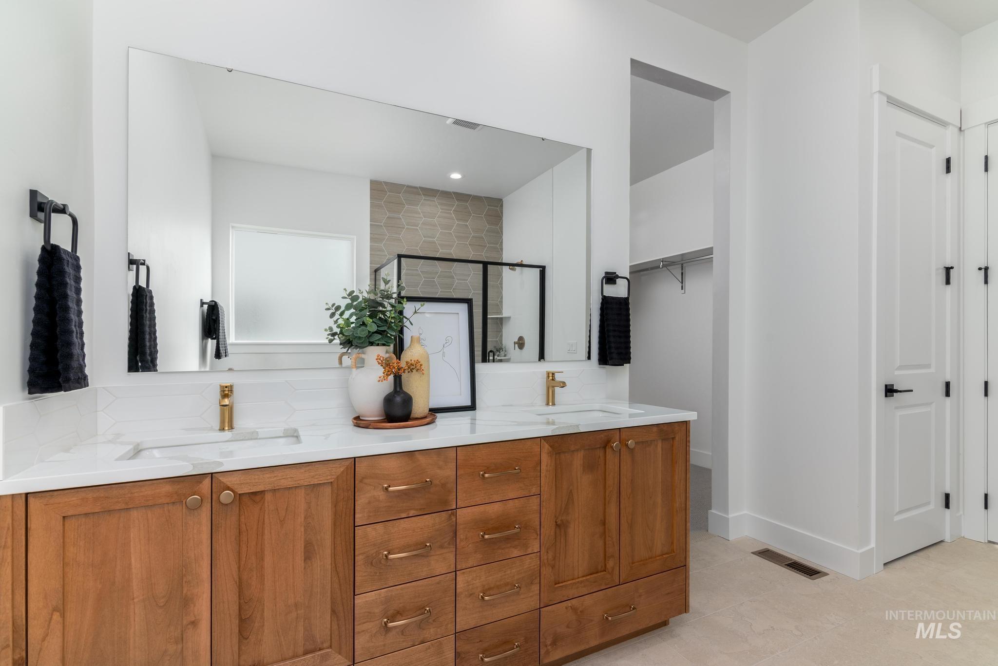 8569 S Silver Smog Way Property Photo 11