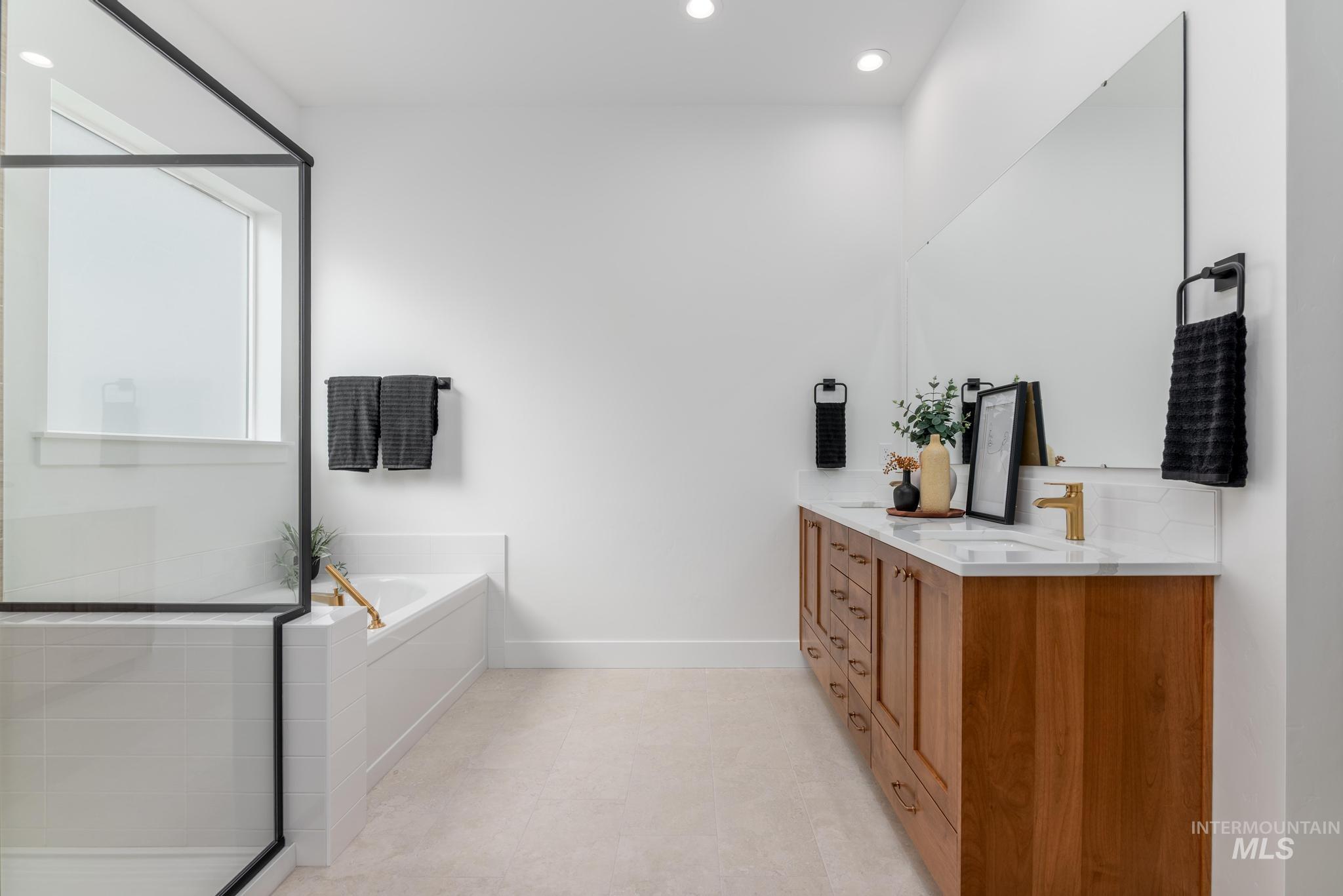 8569 S Silver Smog Way Property Photo 12