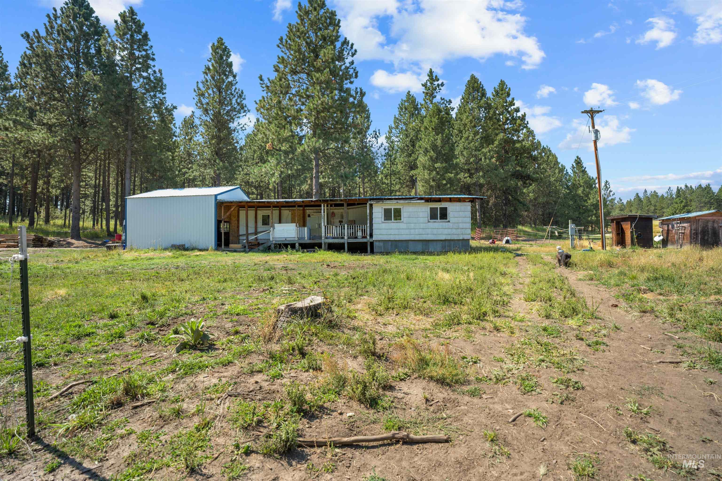 1910 East Mountain Rd Property Photo 8