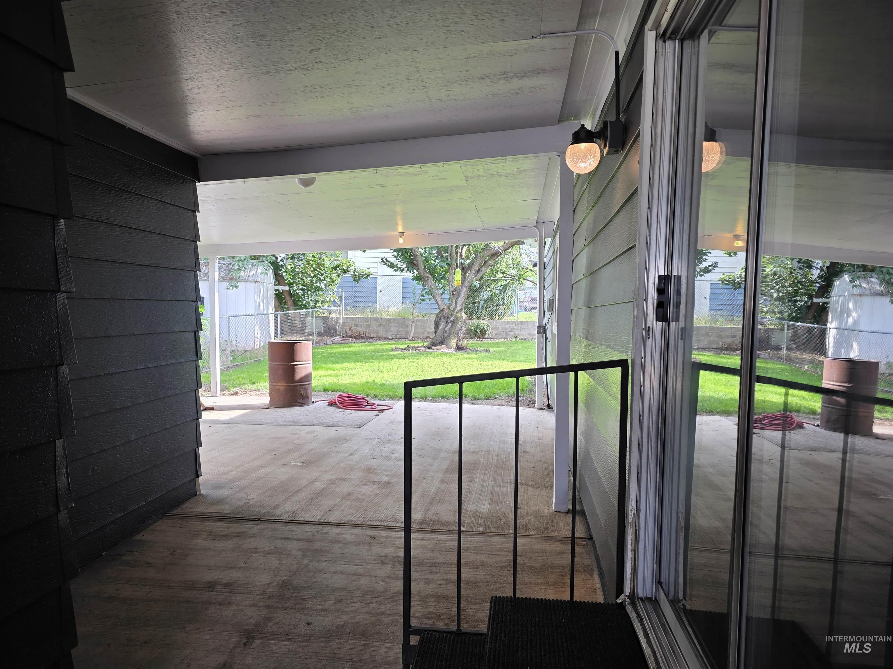 904 Hawthorne St Property Photo 26