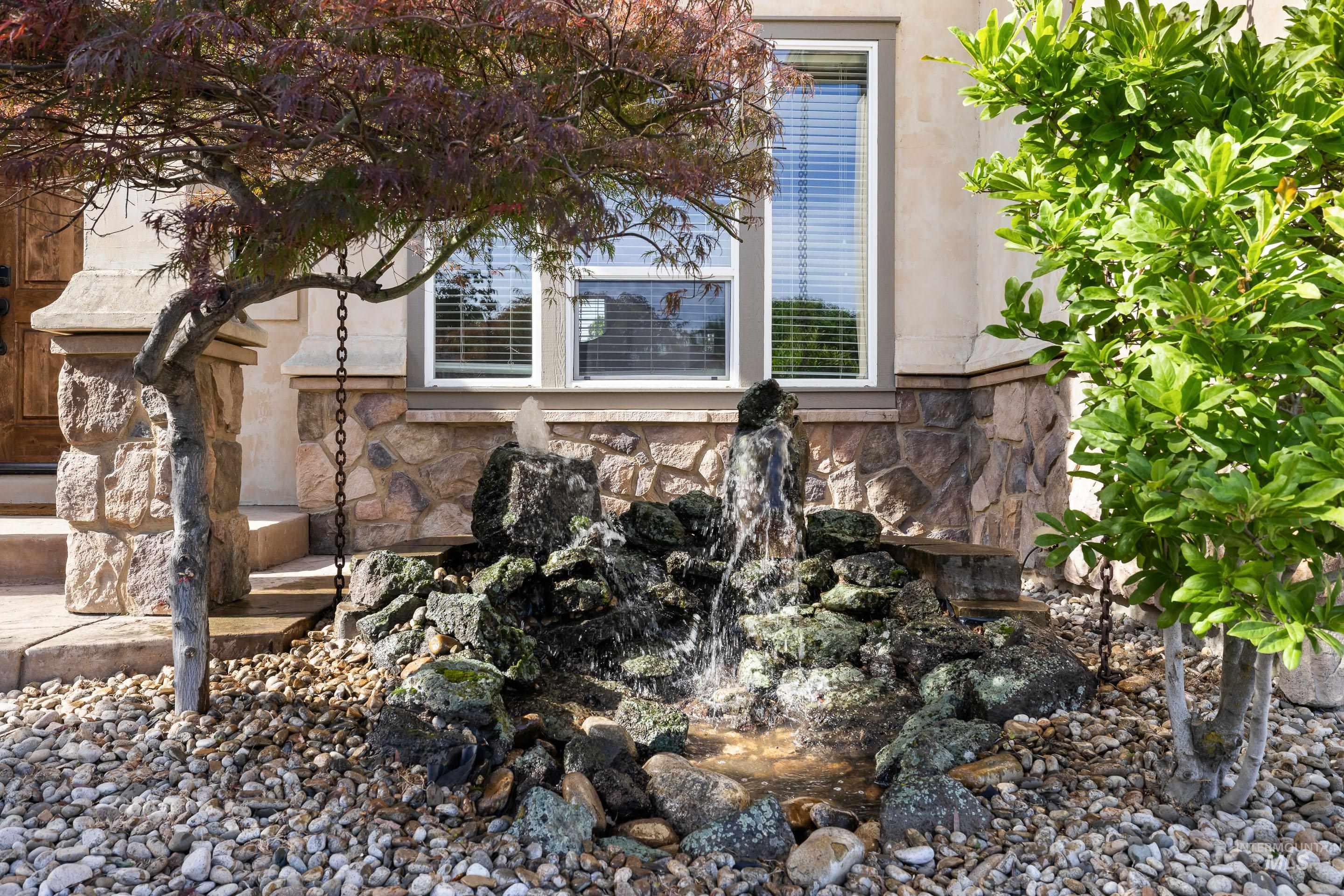 683 W Indian Rocks Property Photo 4