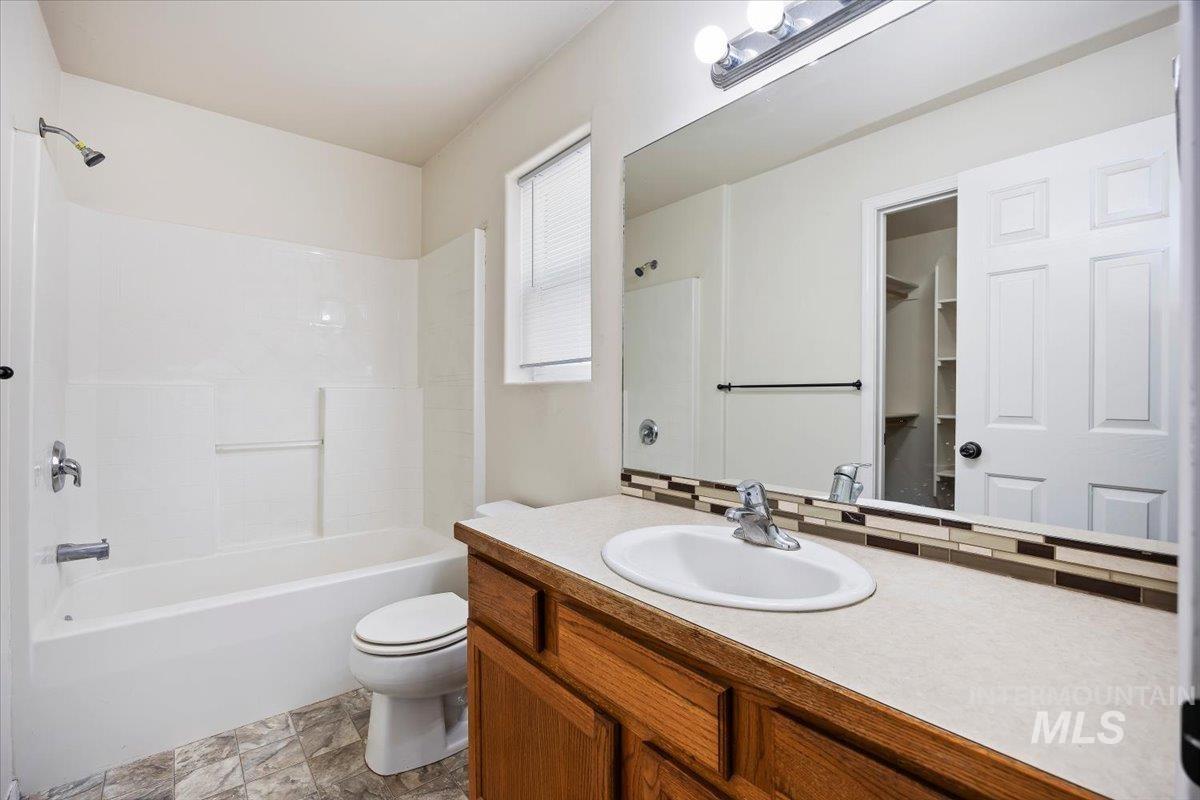 226 Teton St Property Photo 15