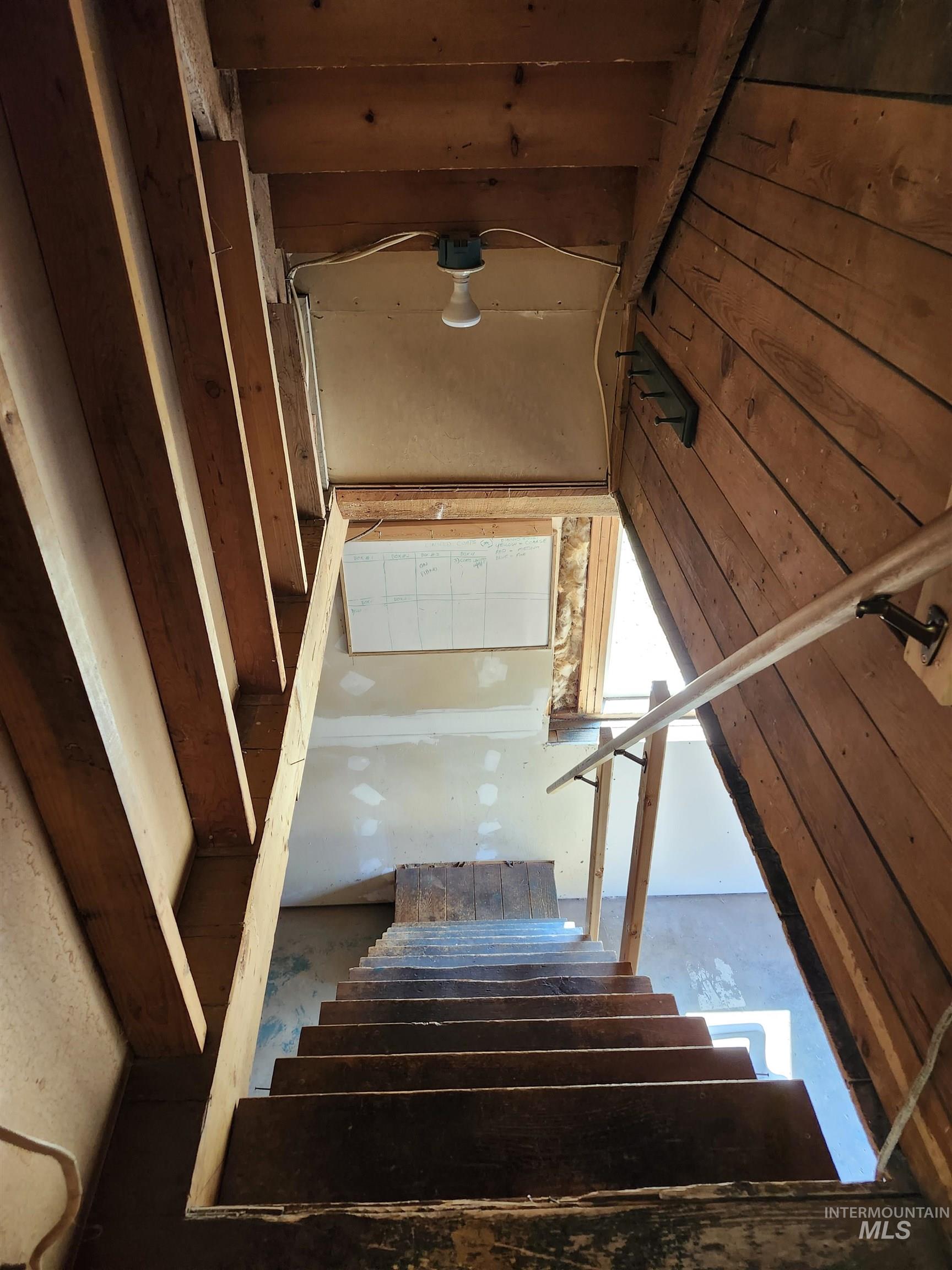980 Larch Street Property Photo 31