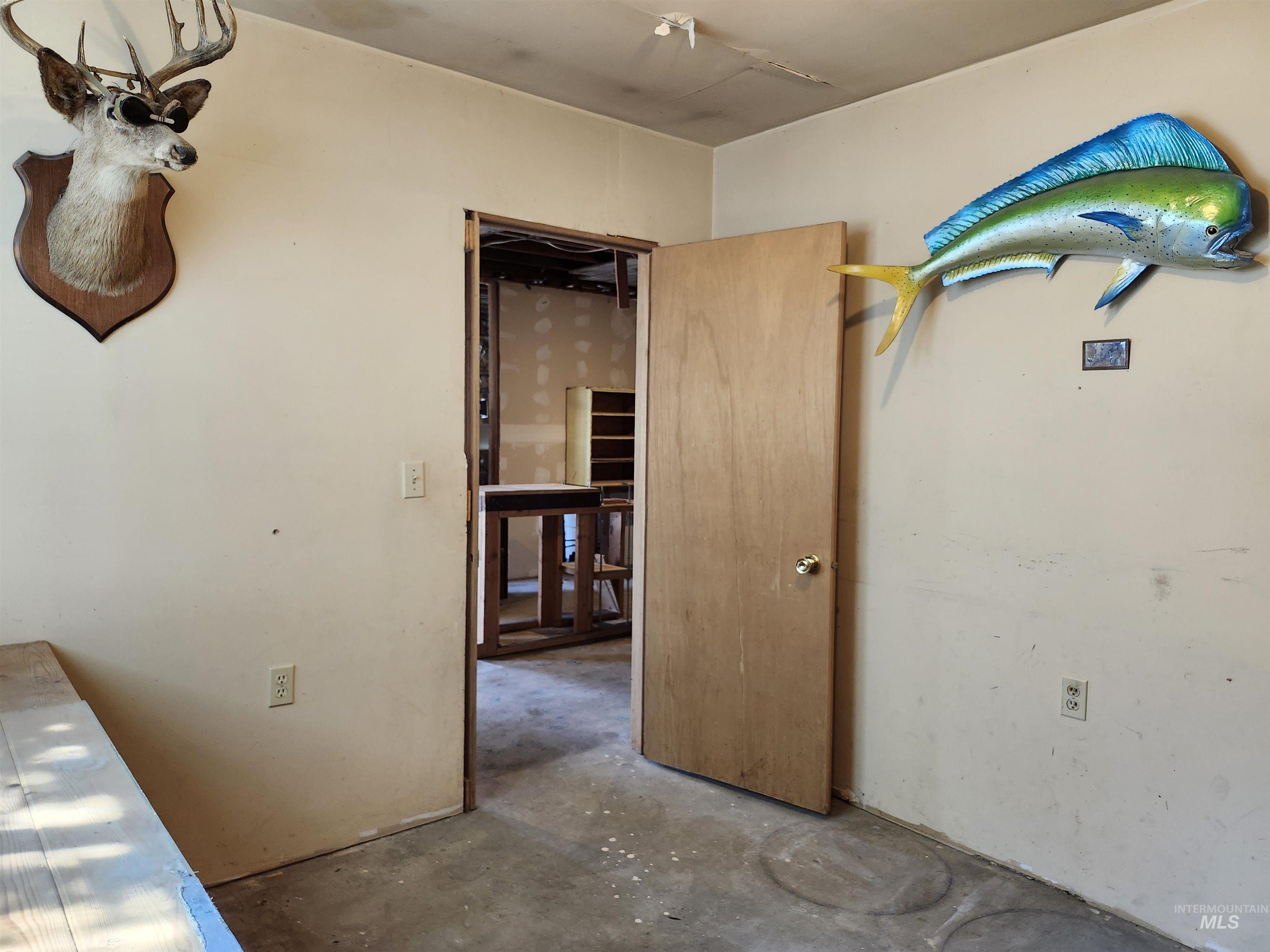980 Larch Street Property Photo 37
