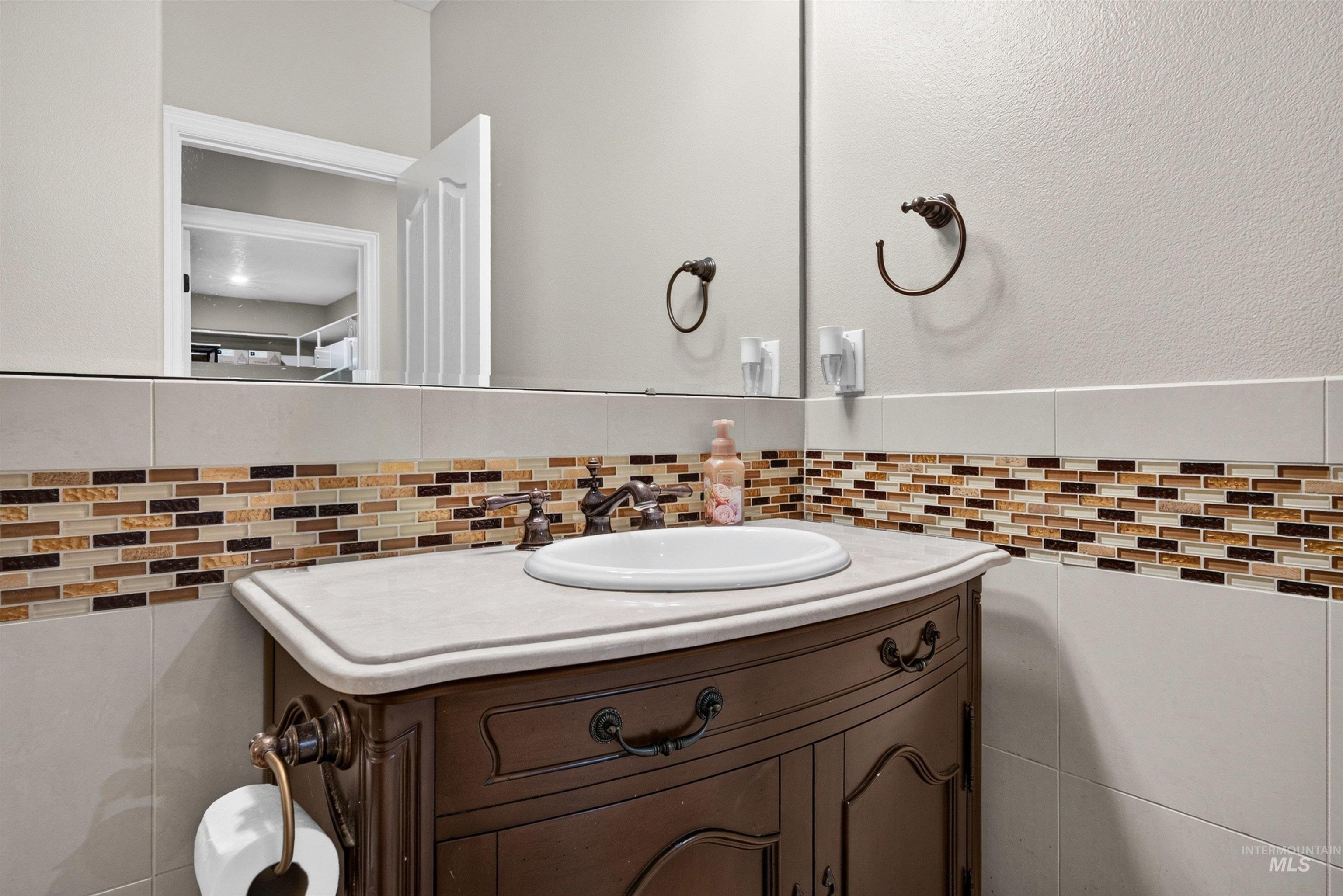 2684 W Champagne Drive Property Photo 46