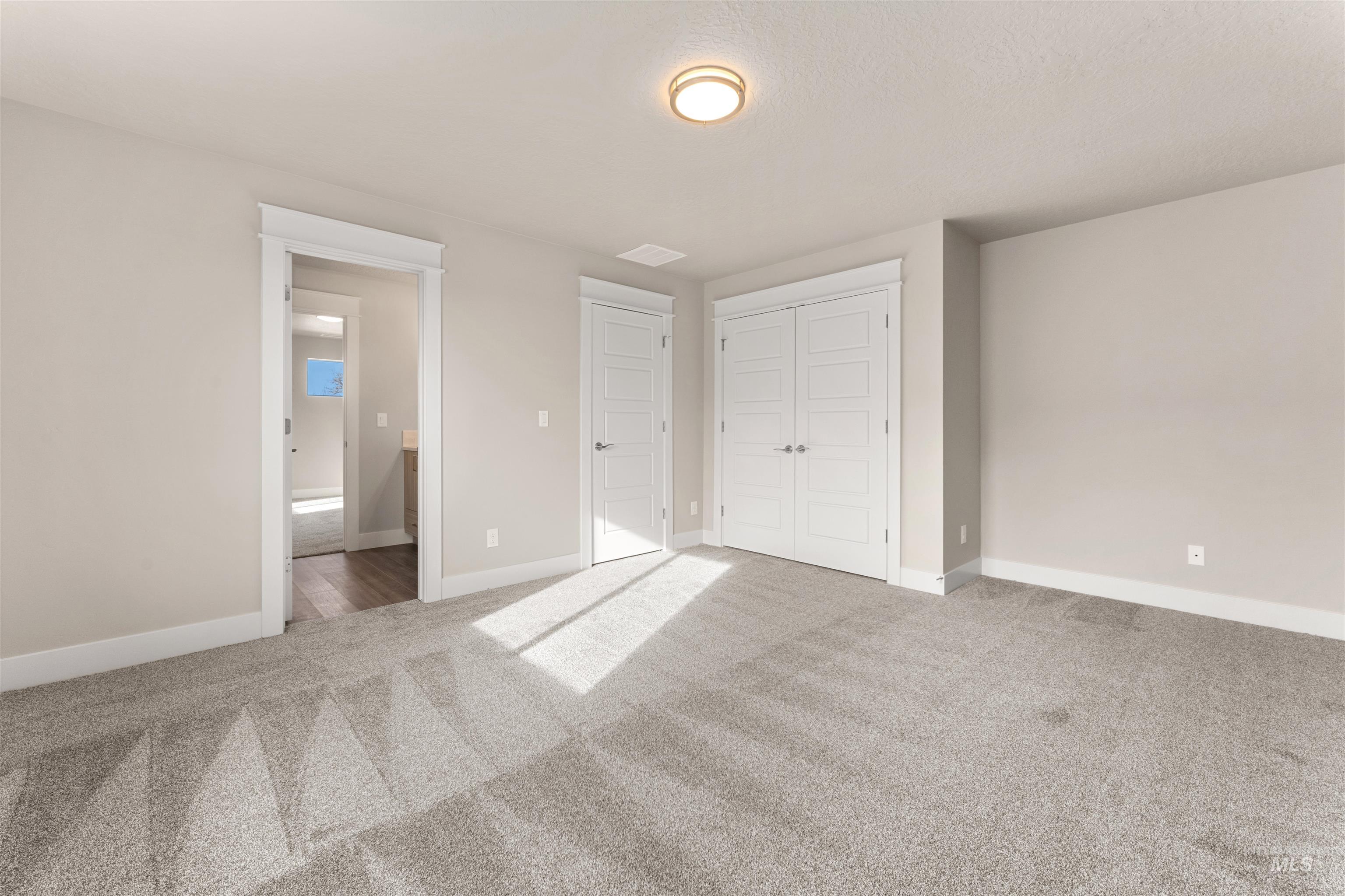 77 S Daybreak Ave Property Photo 16