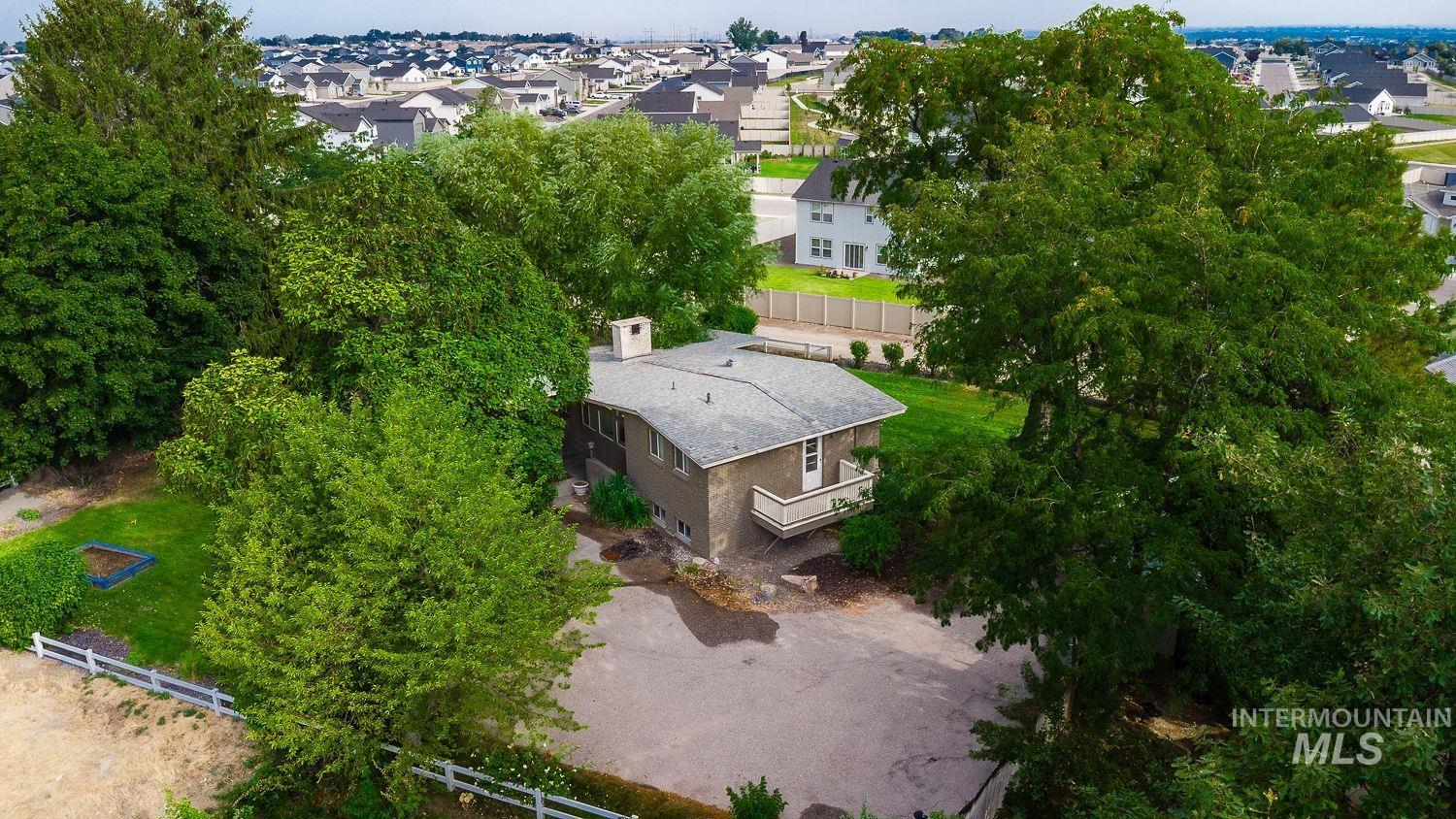 14216 Orchard Ave Property Photo 41