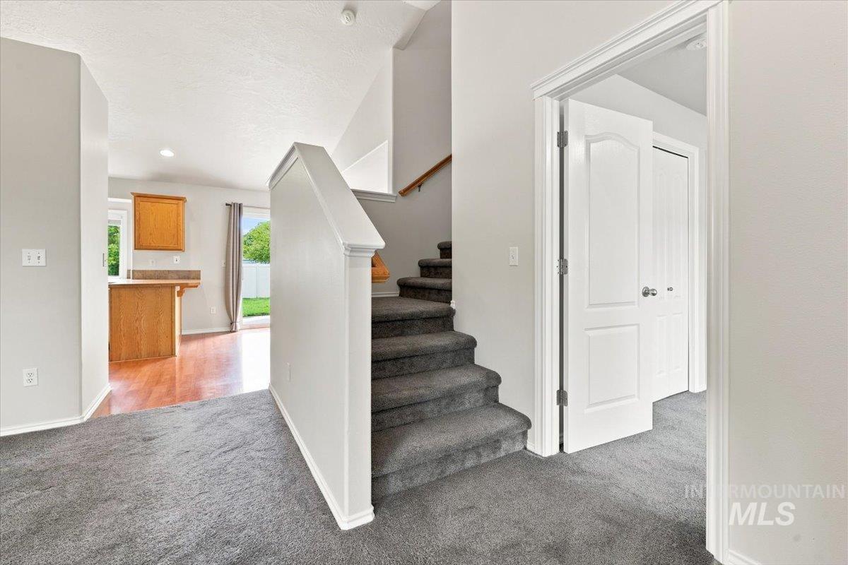 17686 N Armstead Ave Property Photo 8