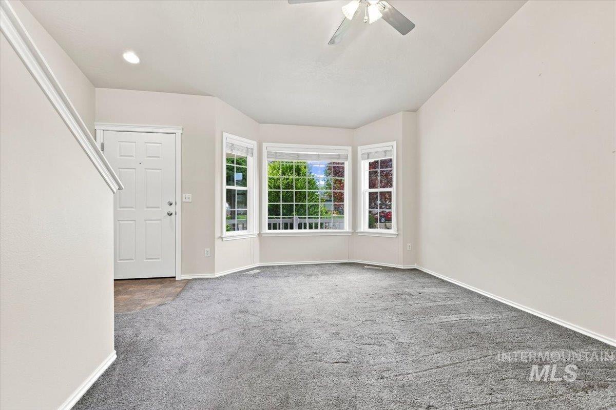 17686 N Armstead Ave Property Photo 10