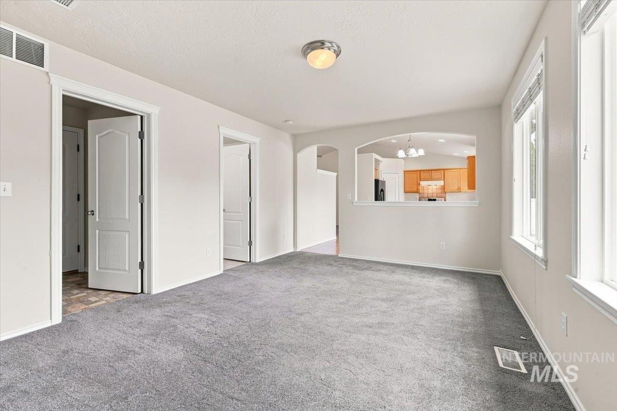 17686 N Armstead Ave Property Photo 22