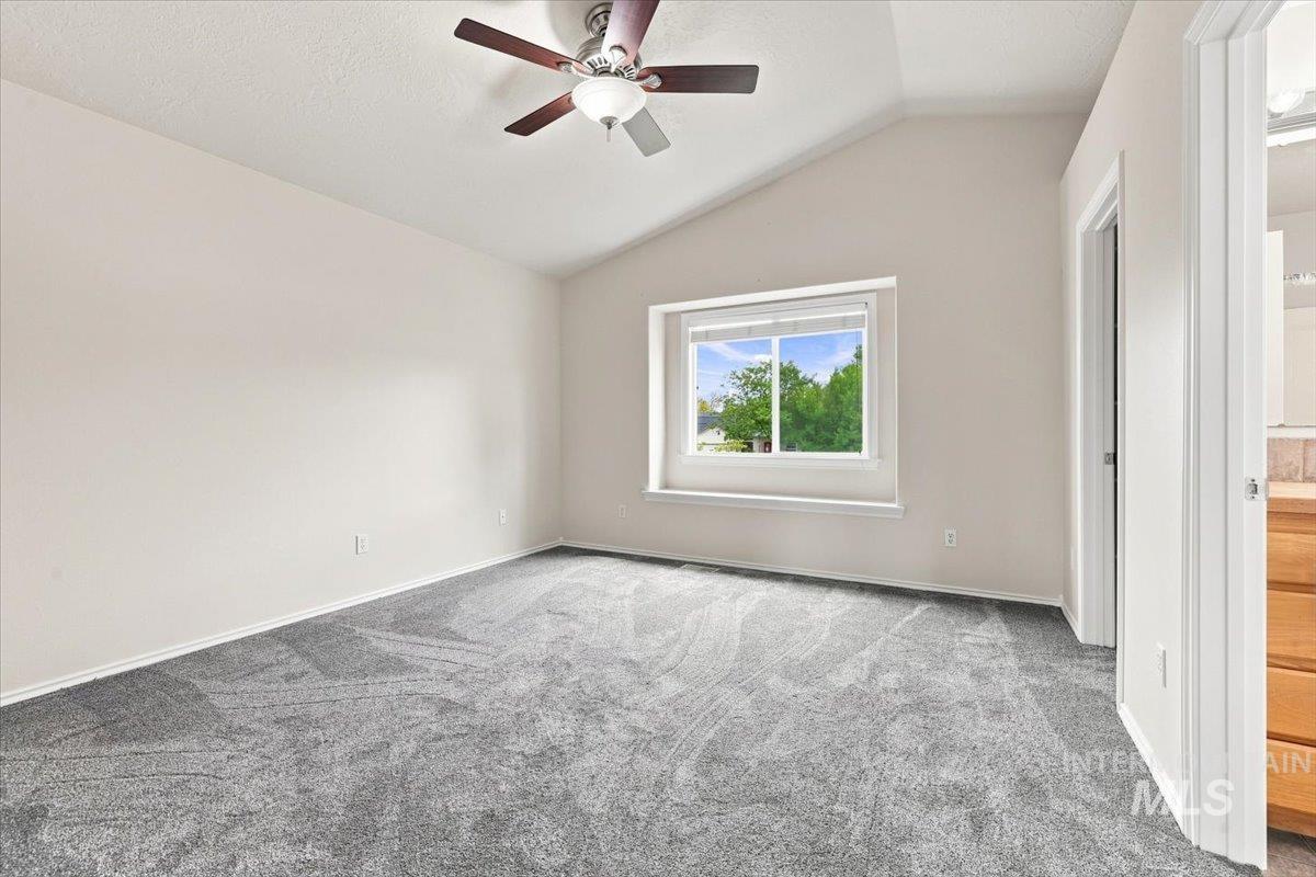 17686 N Armstead Ave Property Photo 33