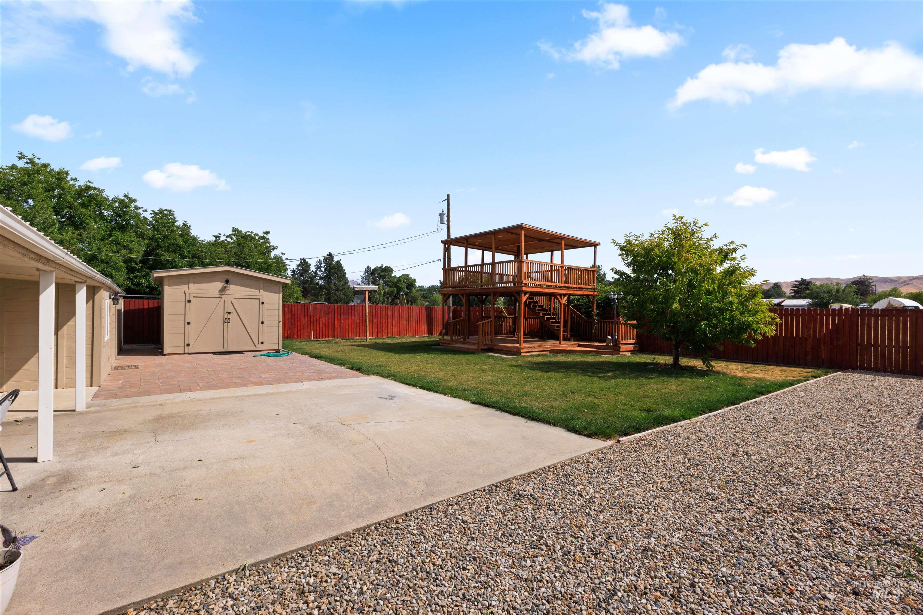 688 Meadow Dr Property Photo 34